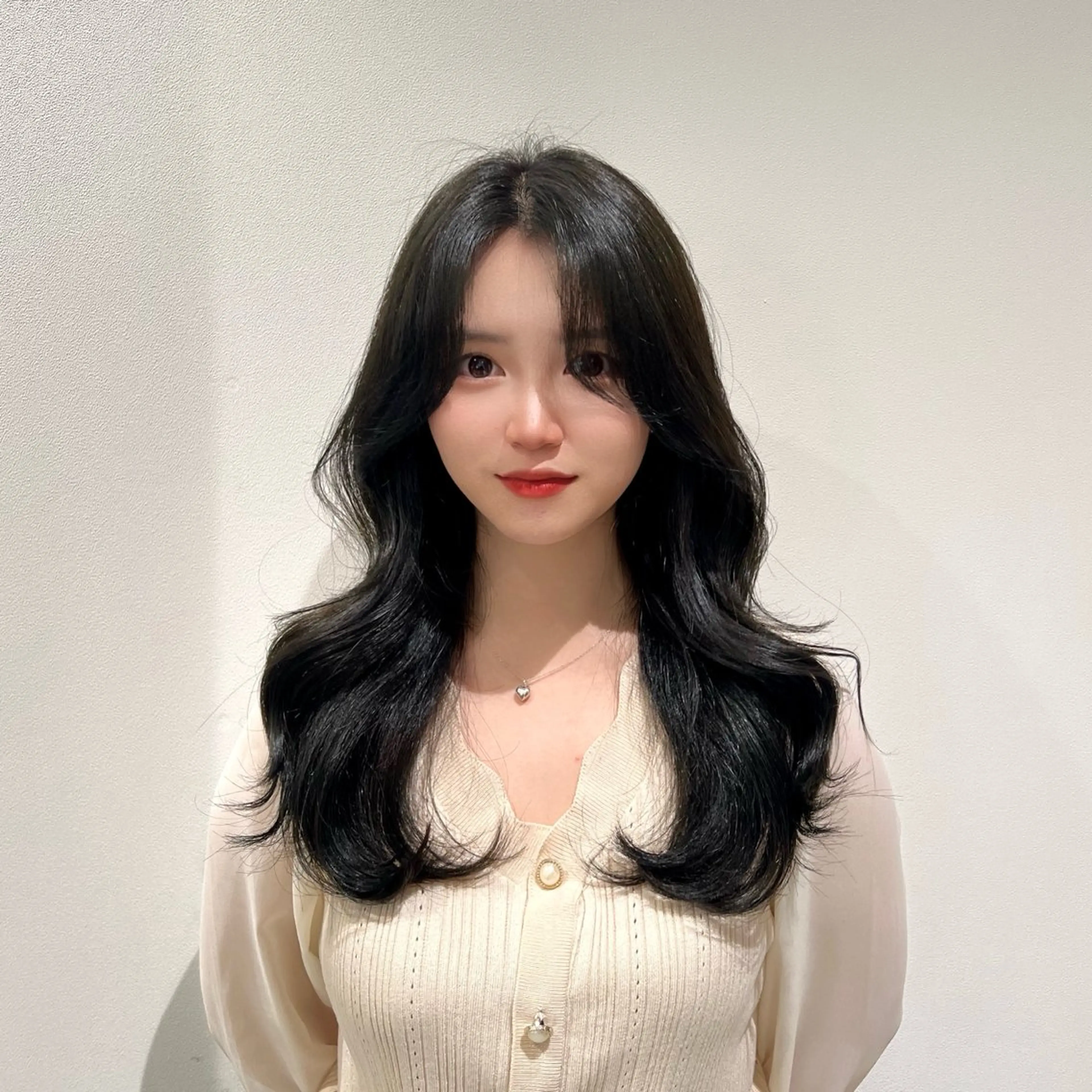 ロング カラー カット ヘアカラー トリートメント 🩷渋谷/韓国/レイ ヤー/透明感Sayaのヘアスタイル