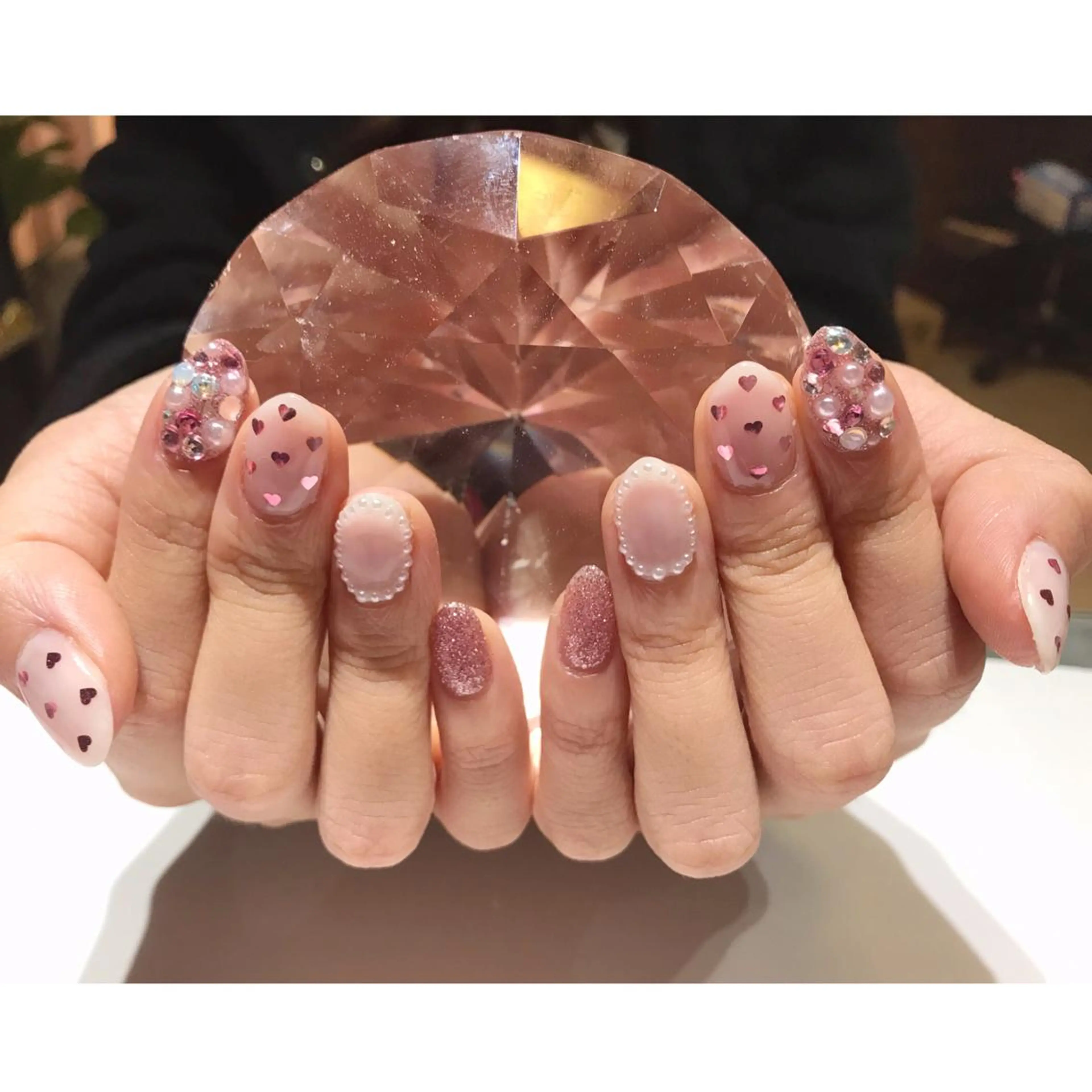 ネイル ハート YUN 💅のネイルデザイン