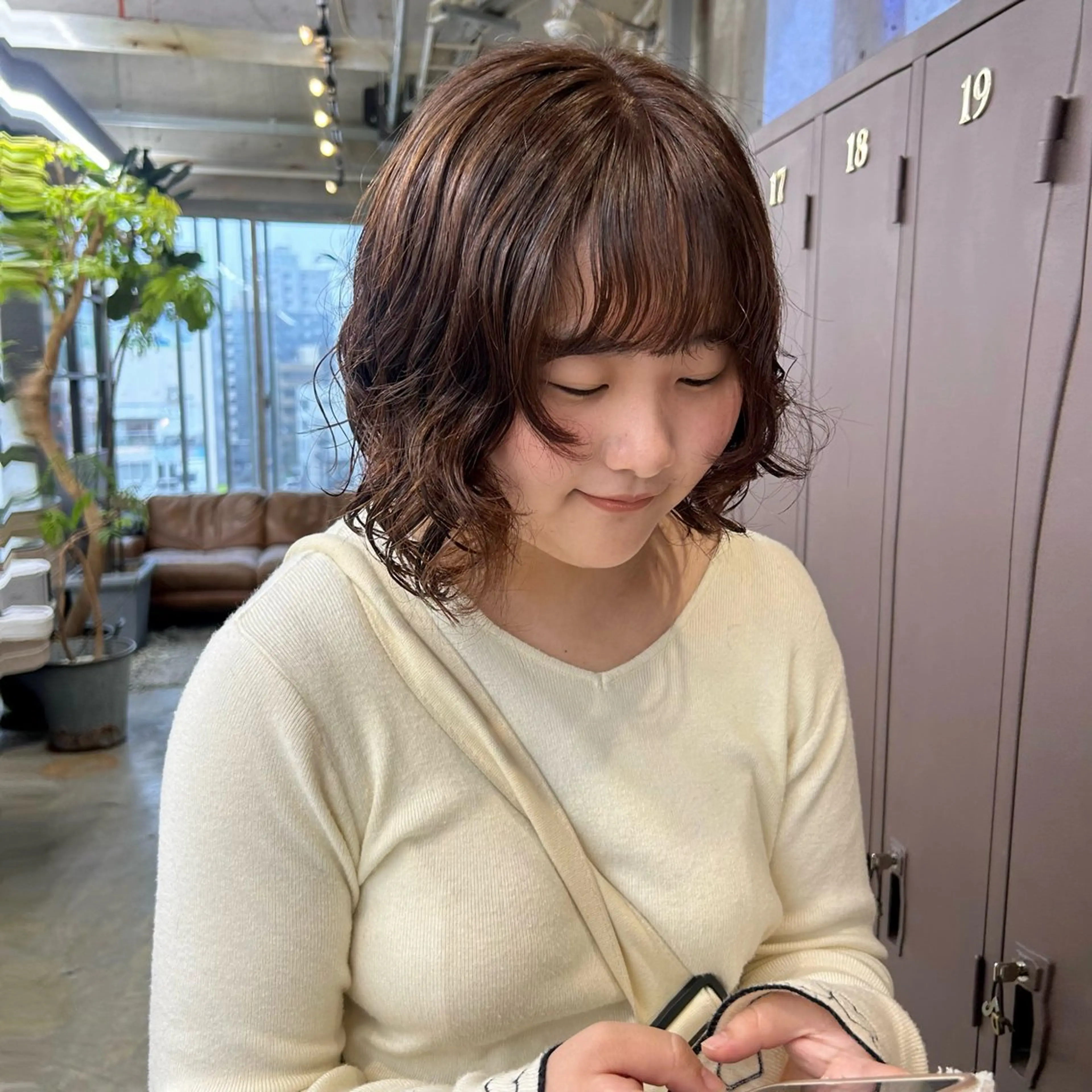 ミディアム カラー パーマ ブラウンカラー カット ヘアカラー パーマ 伊藤ほのか /パーマ/オリーブのヘアスタイル