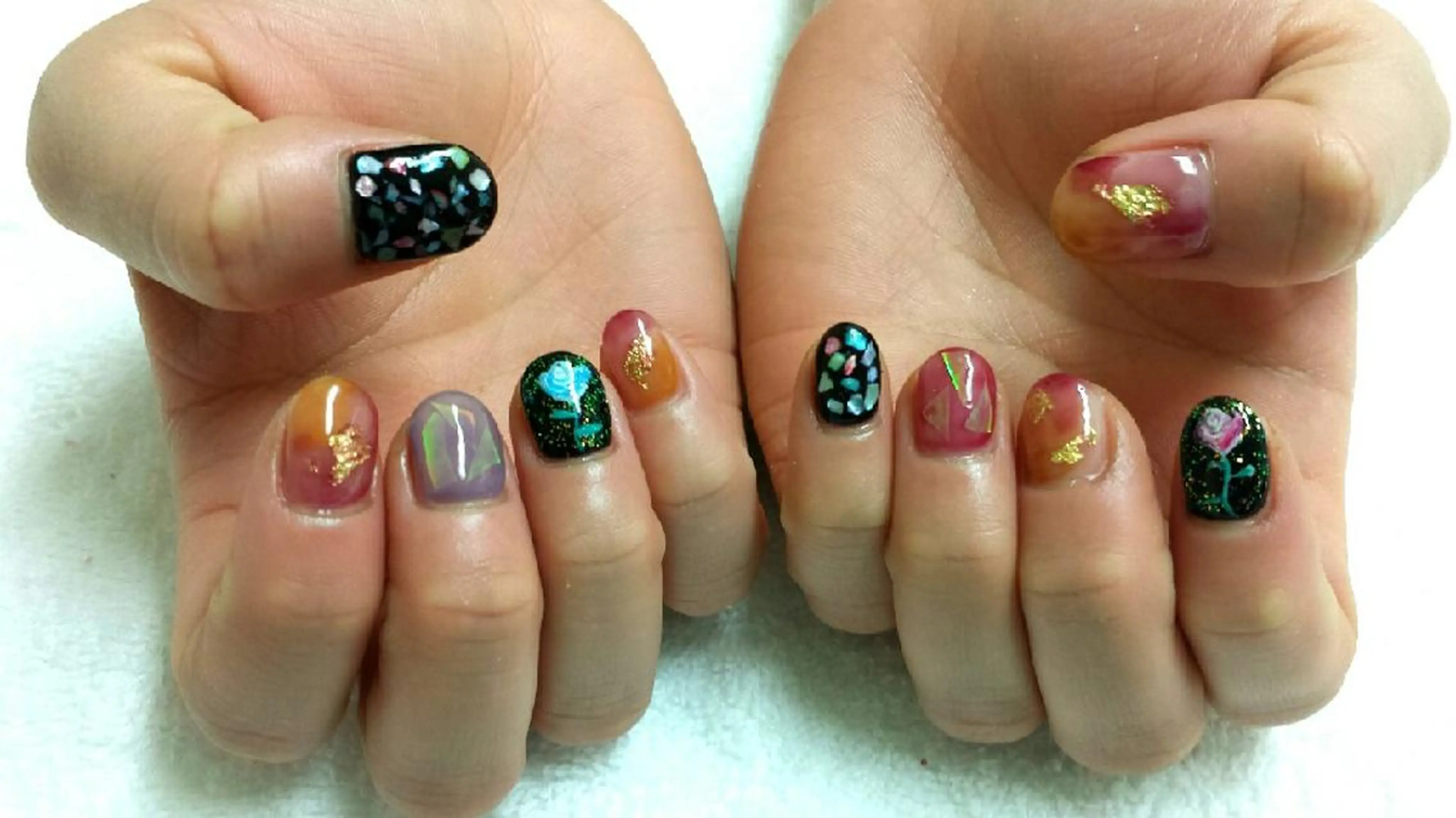 ネイル 河野ちえ (雑誌掲載サロン)のネイルデザイン