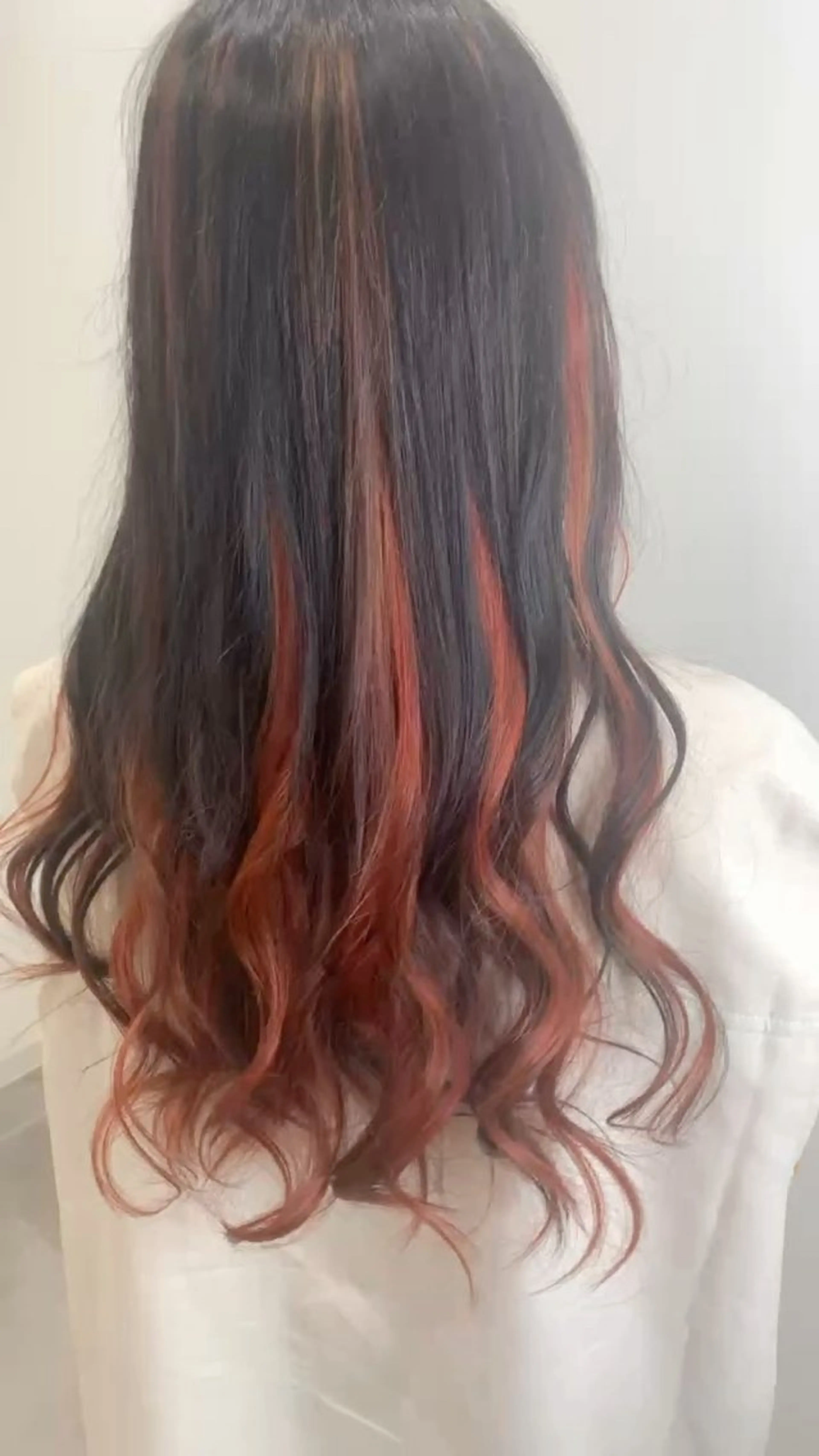 ロング カラー YURA hairのヘアスタイル