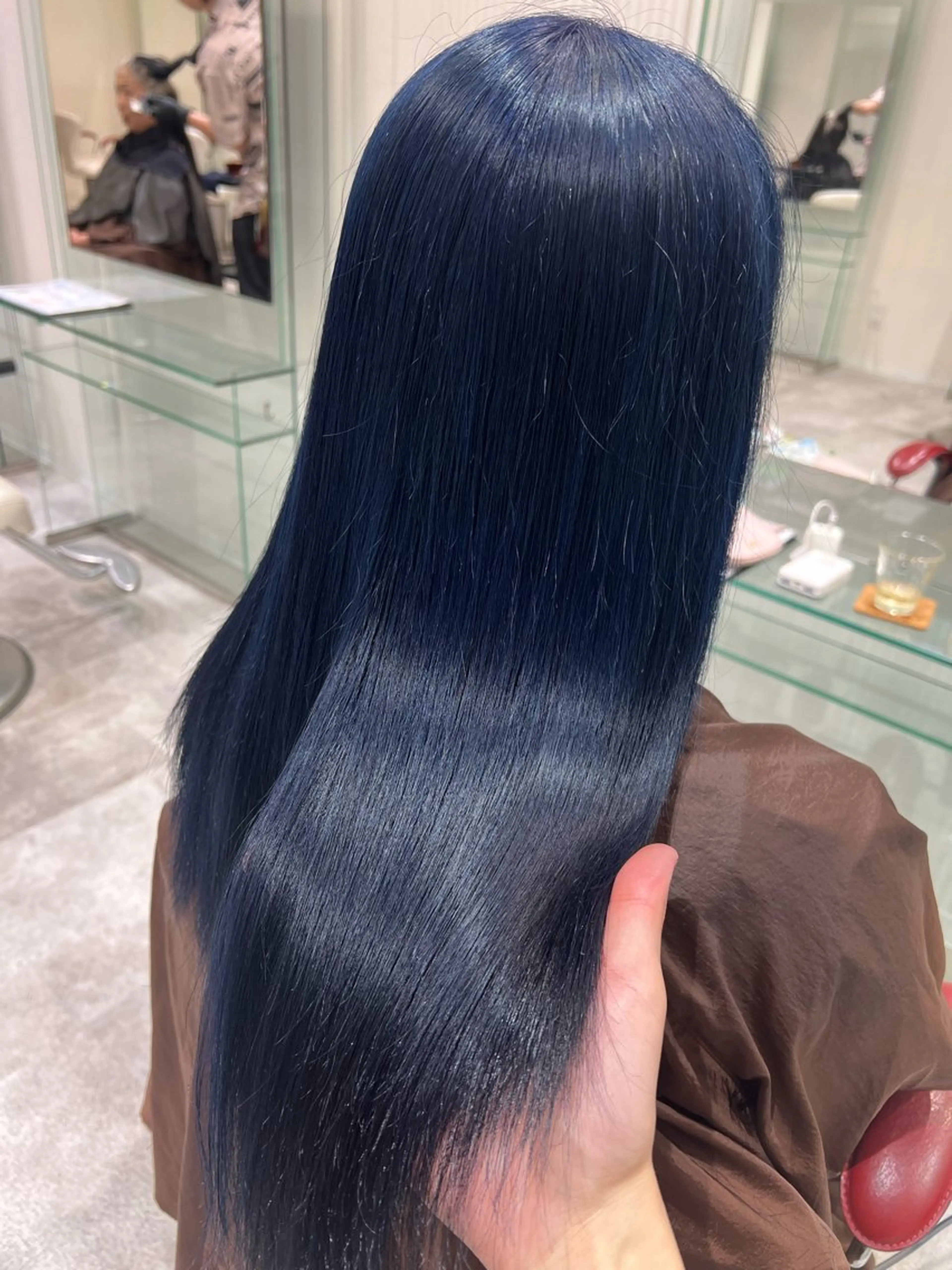 ロング 美髪矯正/髪質改善 /透明感ある艶カラーのヘアスタイル