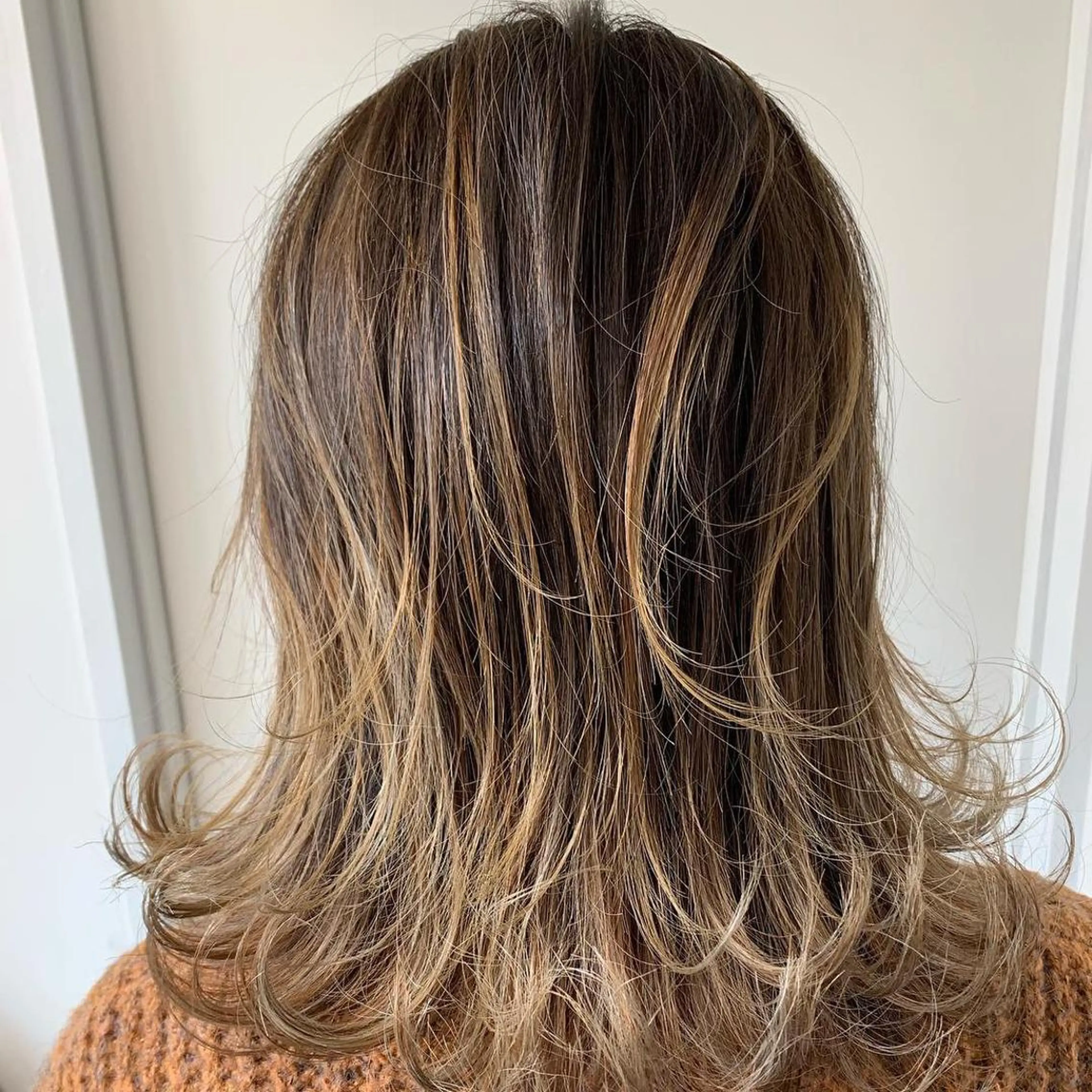 ミディアム 家田 竜のヘアスタイル