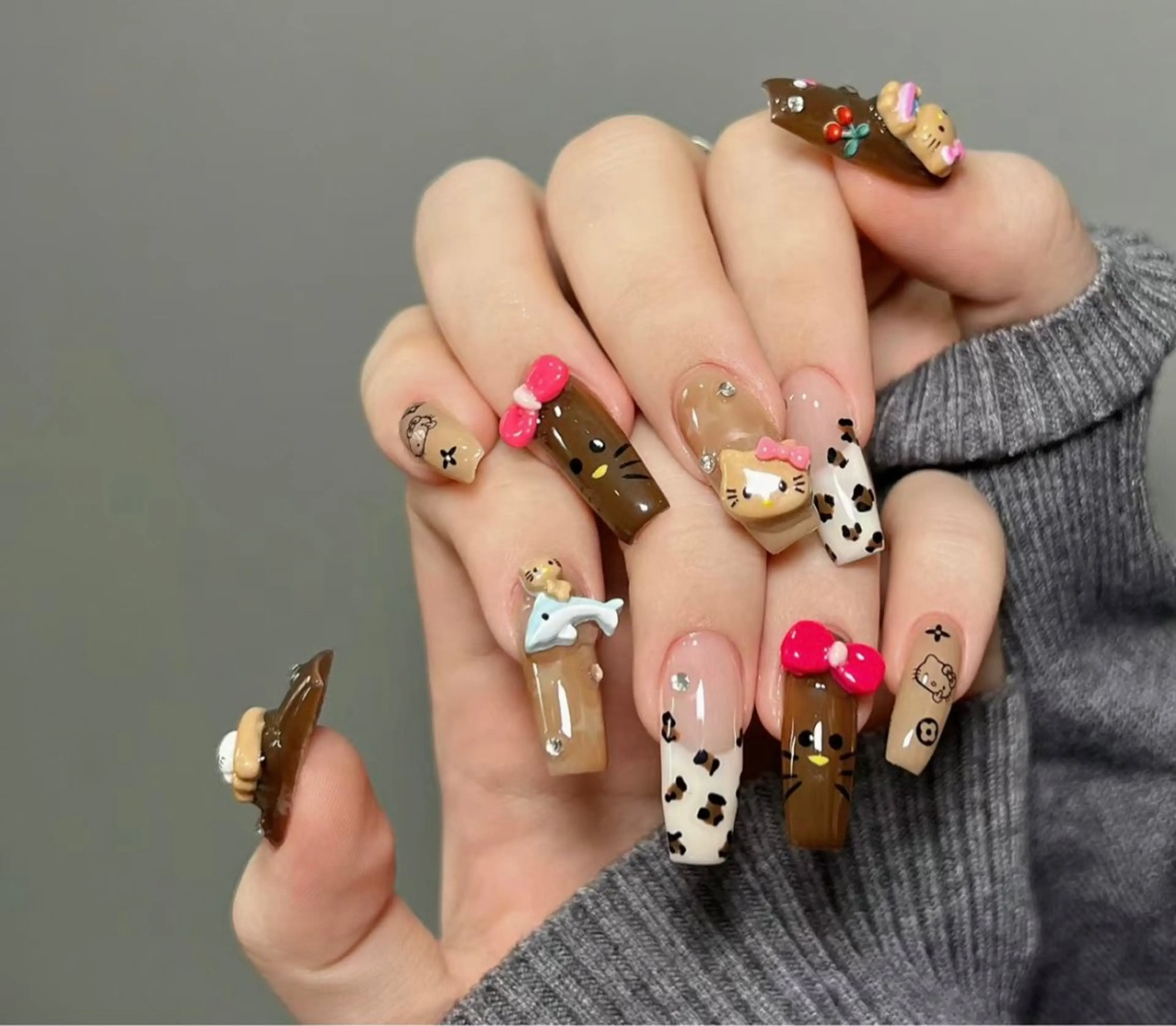 ネイル ハンドネイル ハンドケア 🍑 momo_nailのネイルデザイン