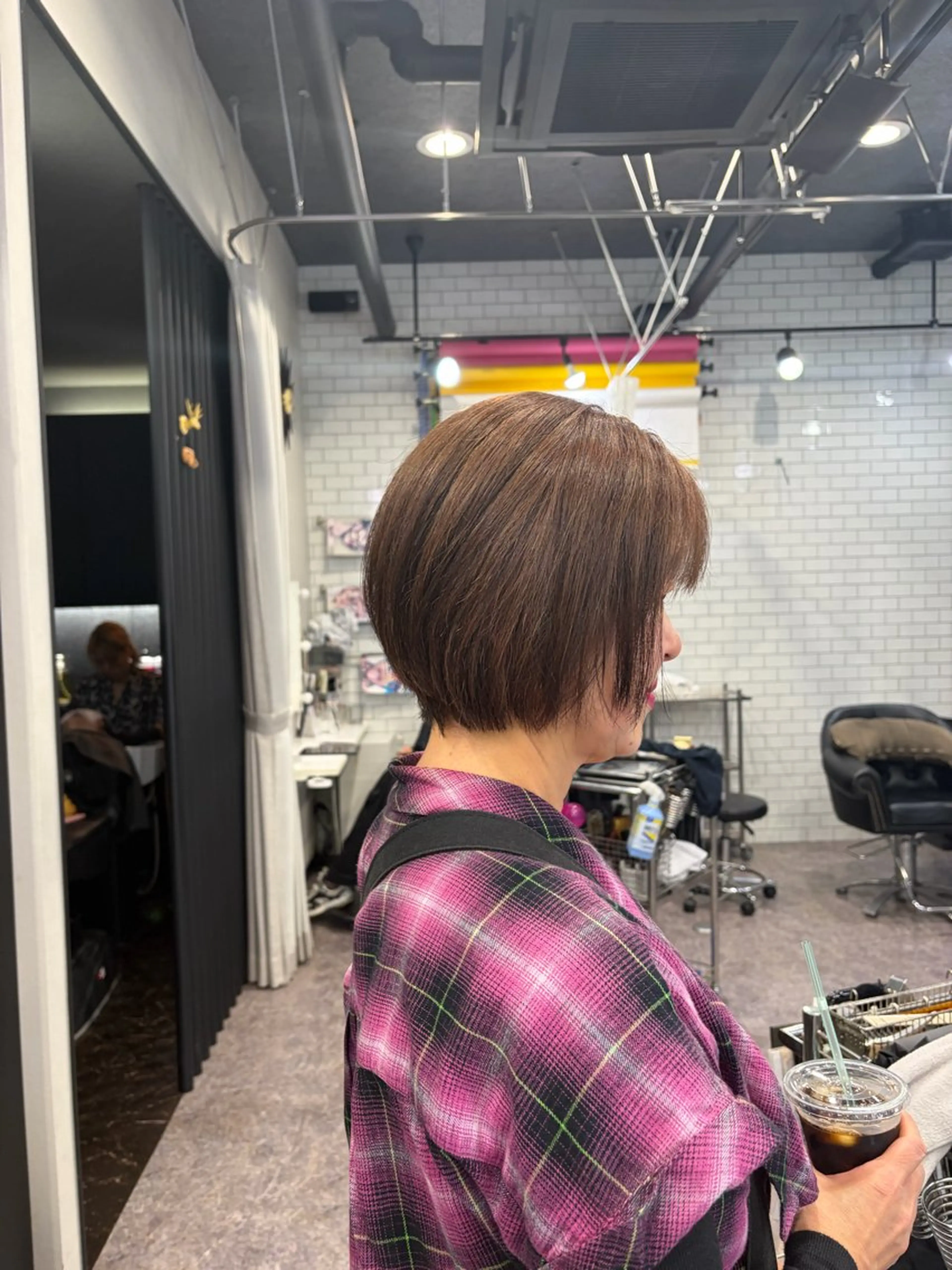 ショート カット 友滝 真菜美のヘアスタイル
