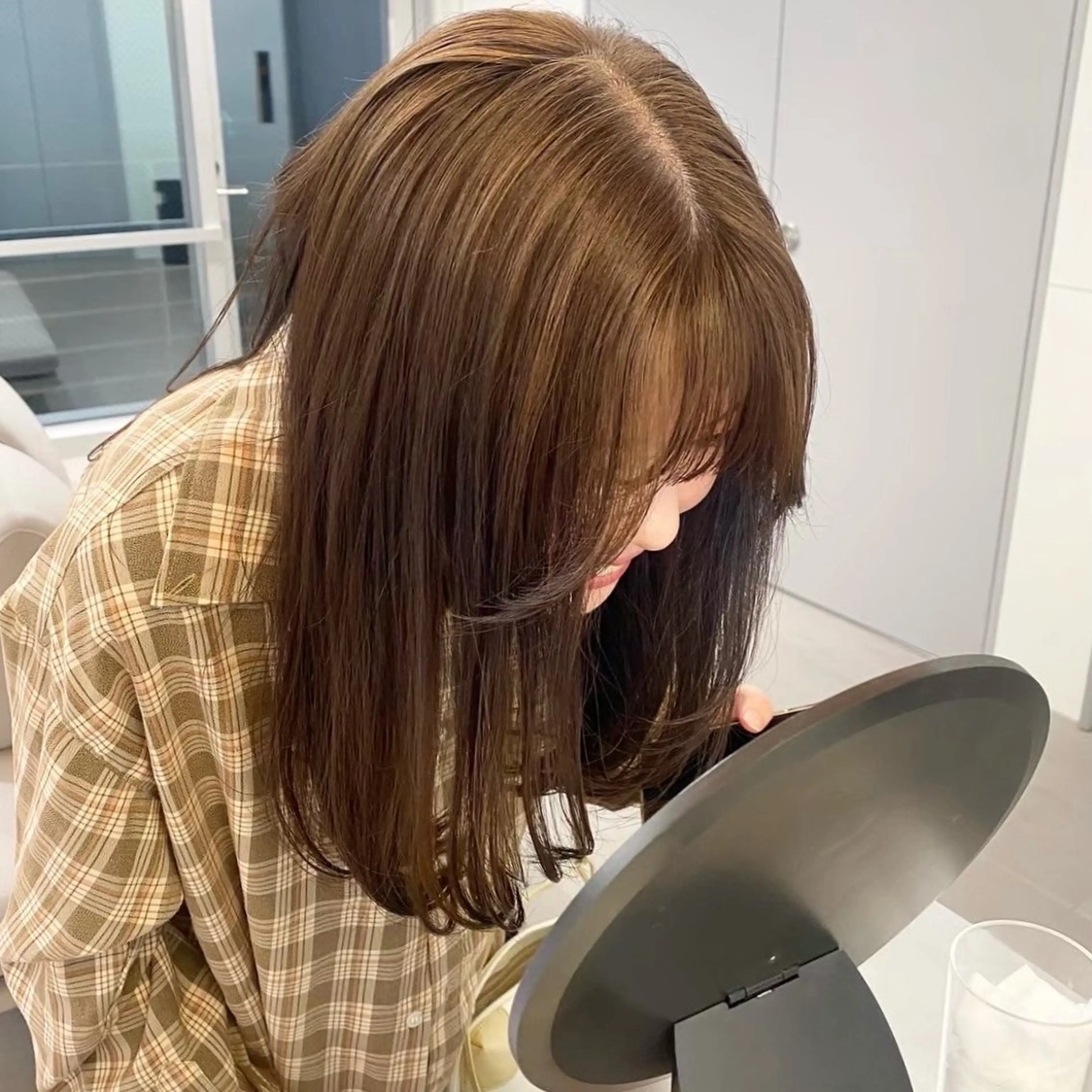 セミロング カラー 透明感カラー ヘアカラー トリートメント レイヤーカット/暖色 カラー/mao🎀のヘアスタイル