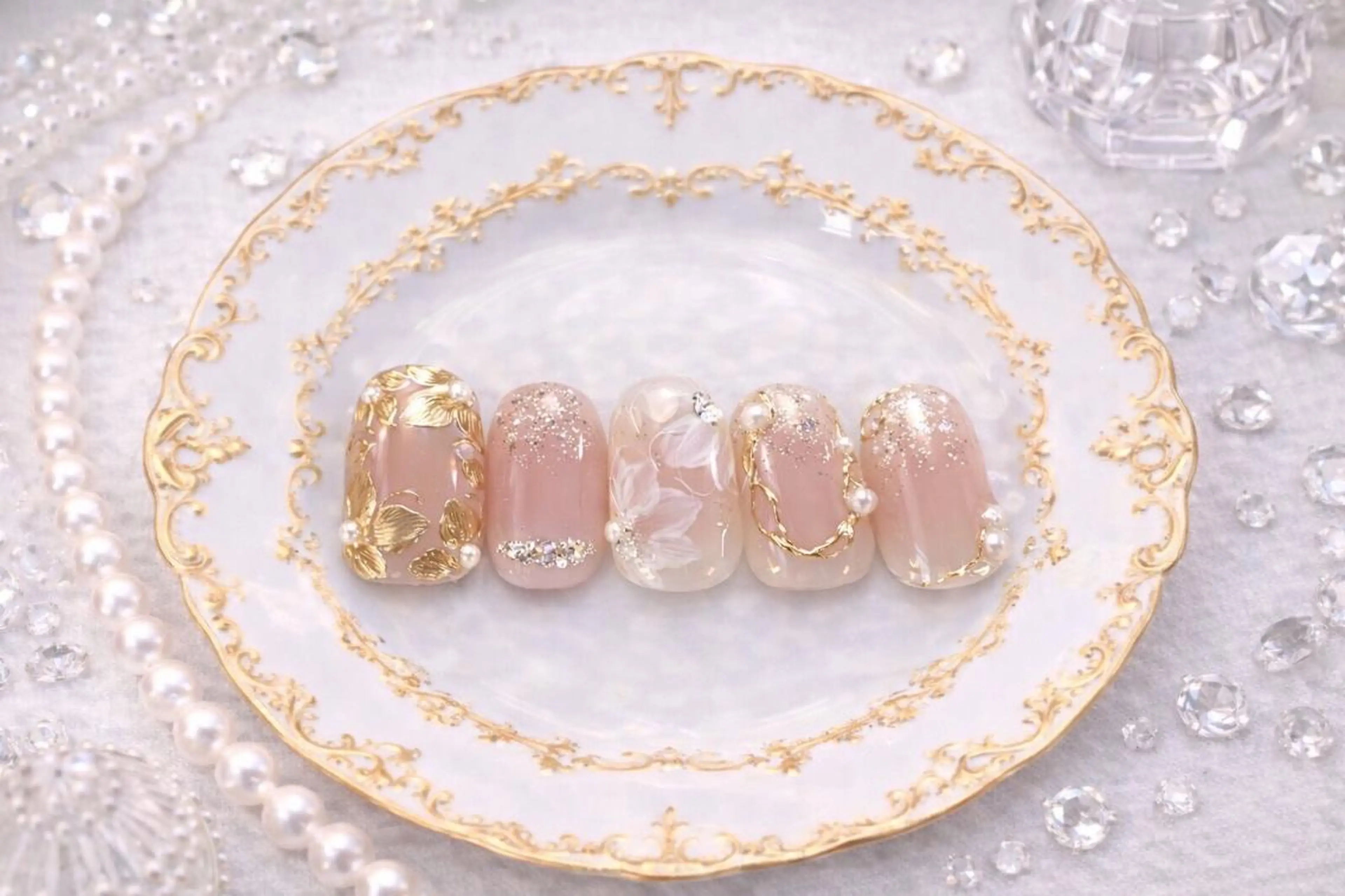 ネイル REBEST南森町 nail🪽のネイルデザイン