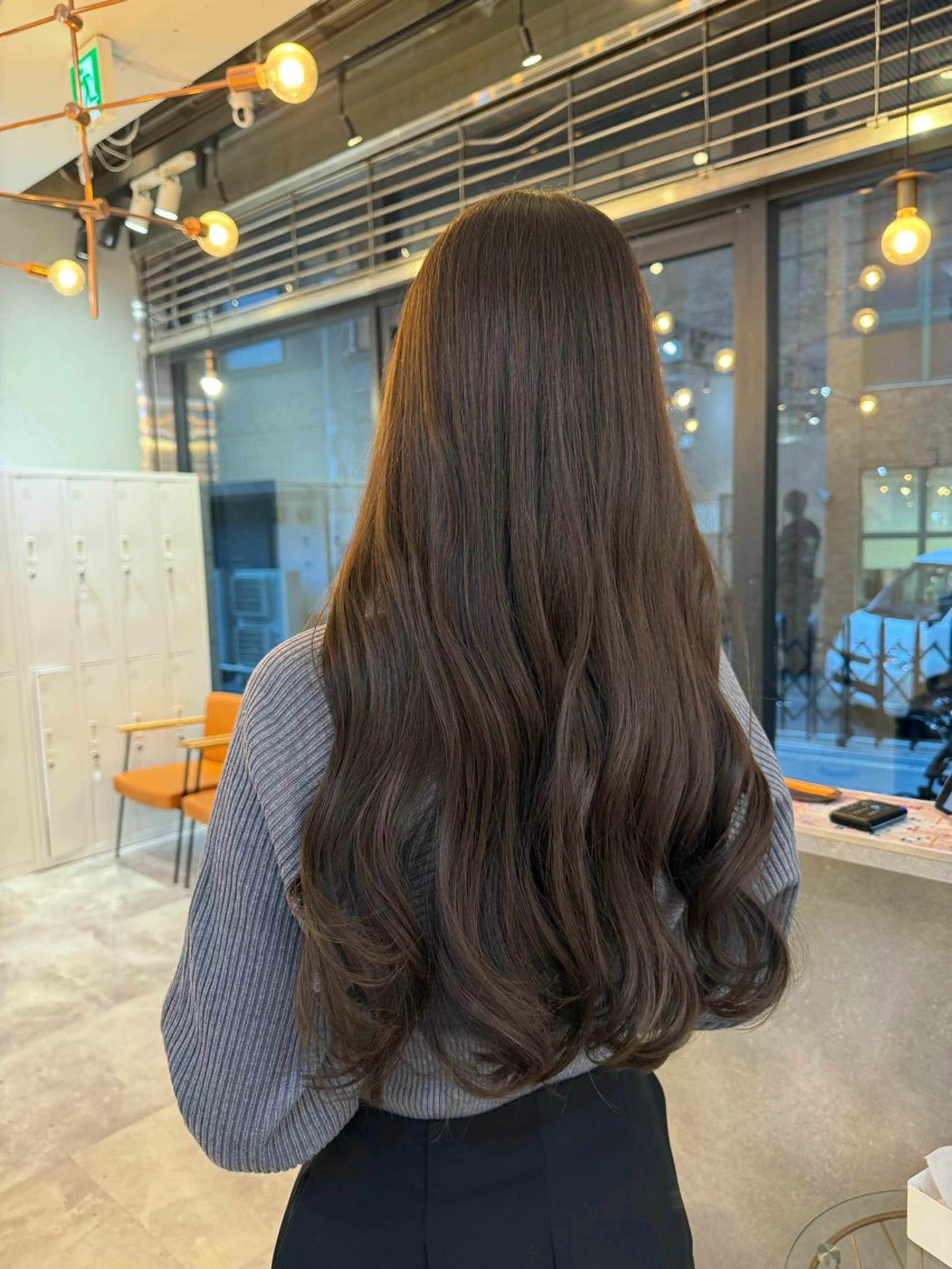 ロング カラー 赤み無し柔らかカラー 【梅田】madokaのヘアスタイル