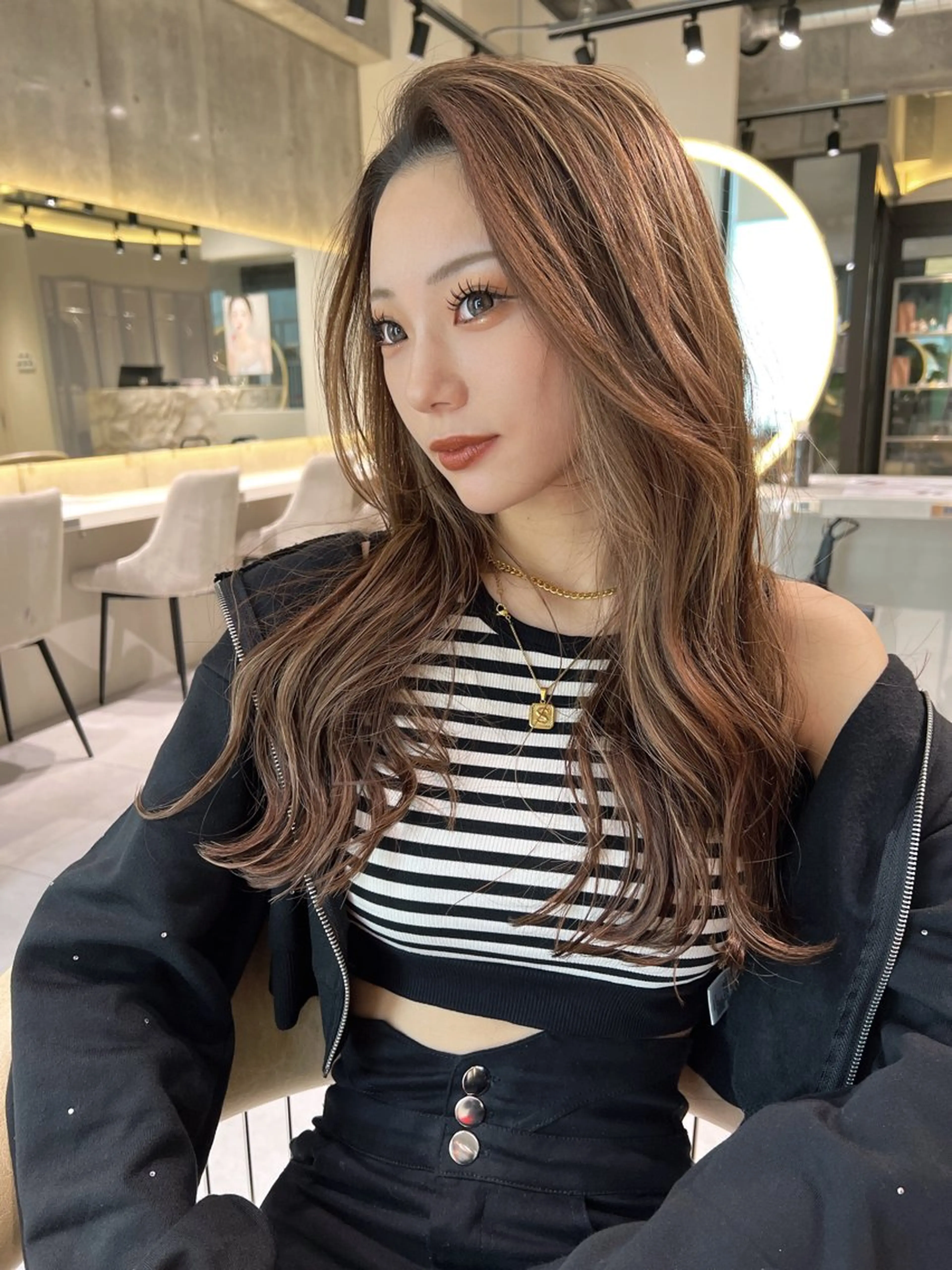 ロング 髪質改善 カット ヘアカラー トリートメント 福岡縮毛矯正✨️ ストレート 向井和輝のヘアスタイル