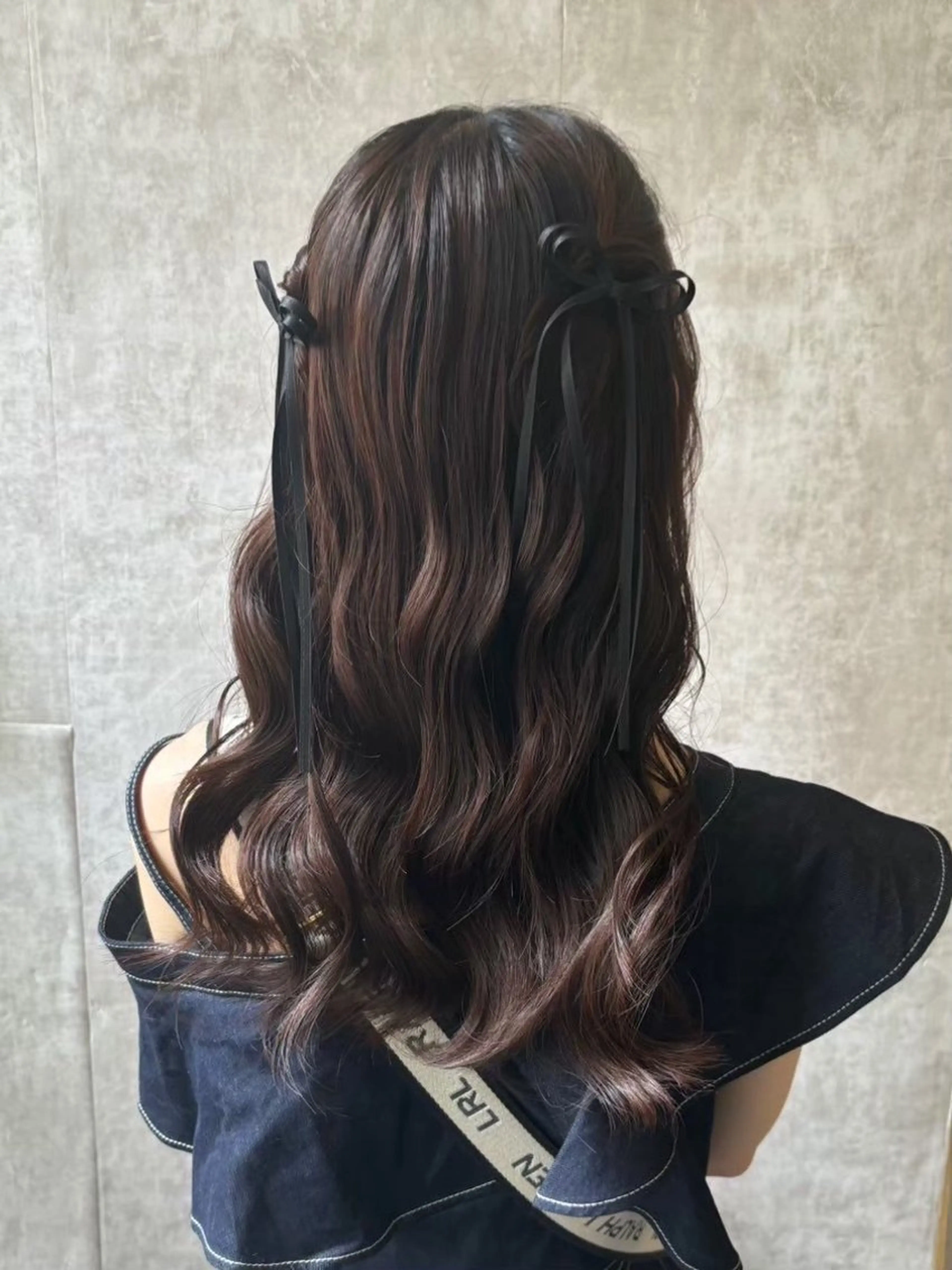 【ゆるふわ巻き髪🩷】お出かけ前に🎀ིྀ🤍の写真