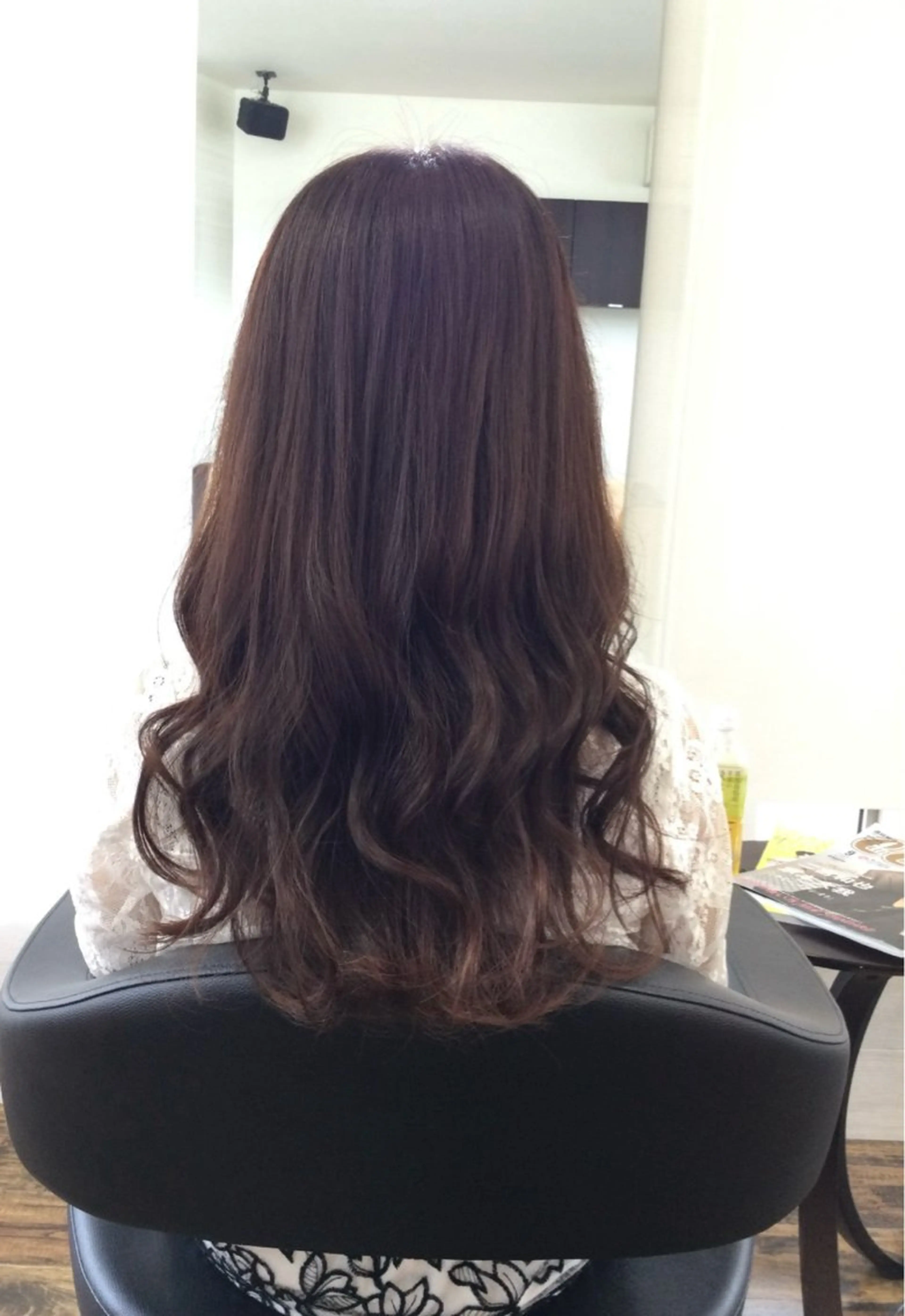 ロング カラー 千葉 かえでのヘアスタイル