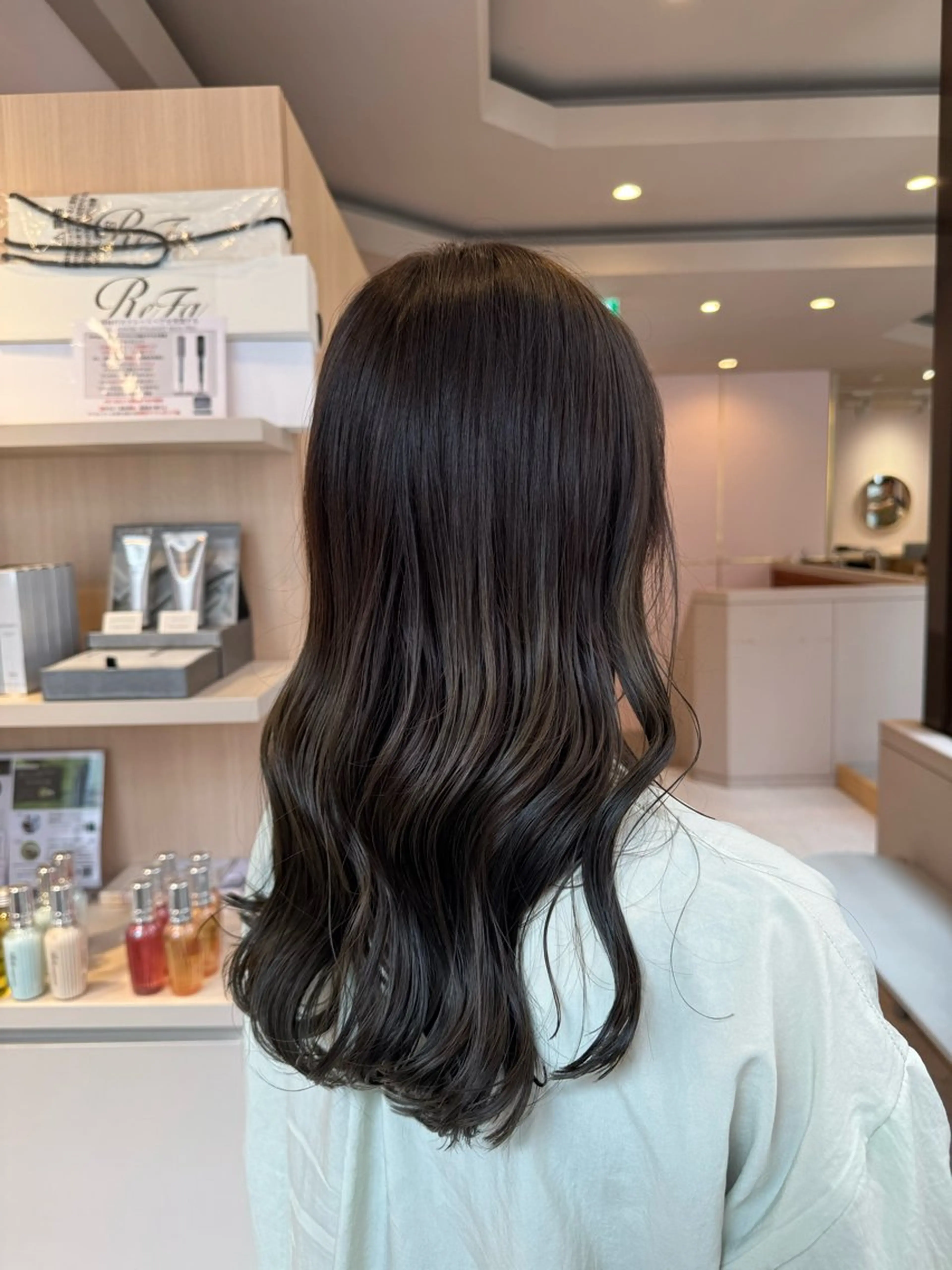 カラー カット ヘアカラー AYATO 'のヘアスタイル