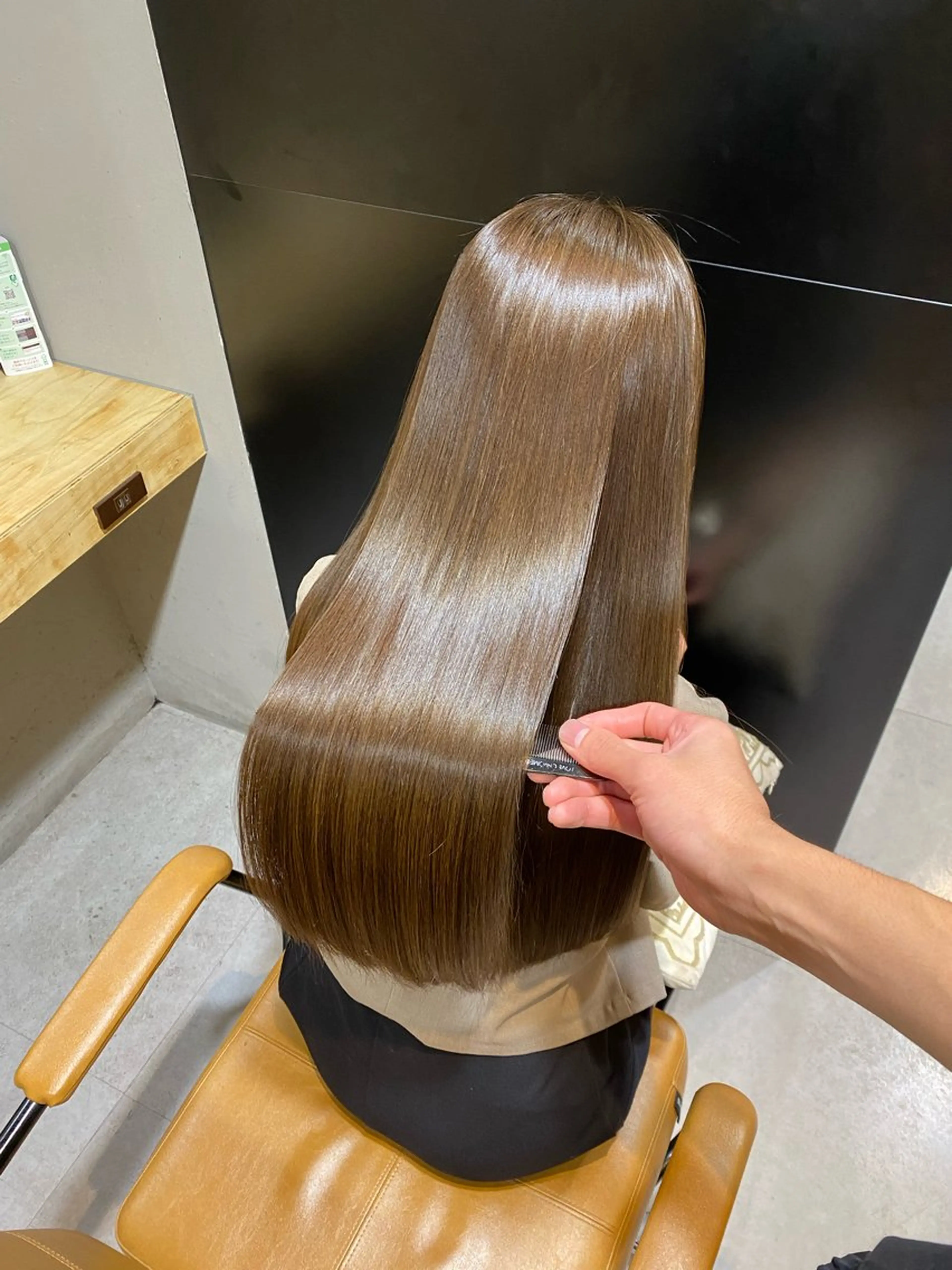 ロング 髪質改善 ヘアカラー トリートメント ioeマネージャー /陰山 英明のヘアスタイル