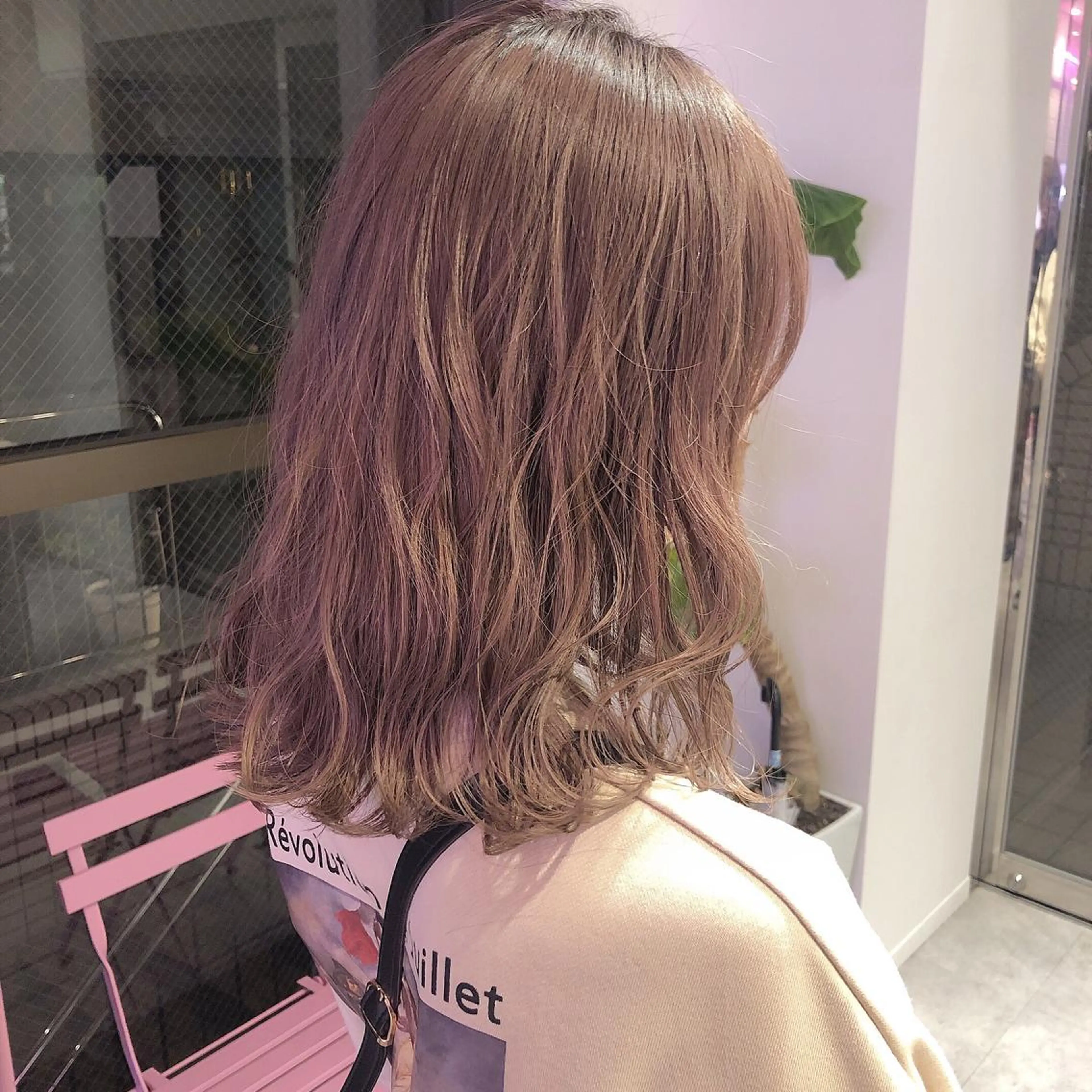 ミディアム カラー ヘアカラー トリートメント 透明感カラー× レイヤーカット✨高梨のヘアスタイル