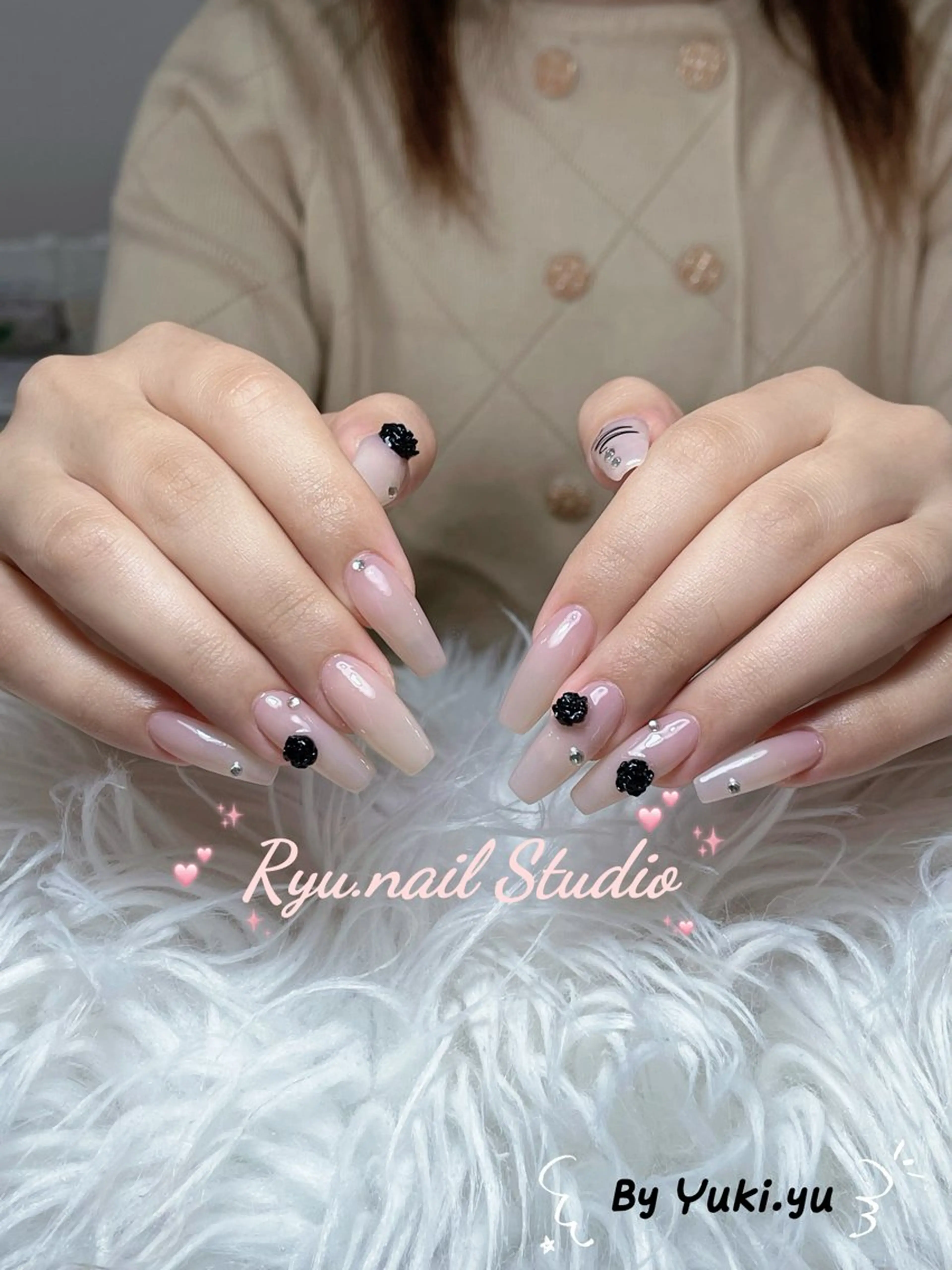 ネイル アートネイル フラワーネイル フレンチネイル ジェルネイル グラデーション ハンドネイル Ryu Nail NekoChanのネイルデザイン