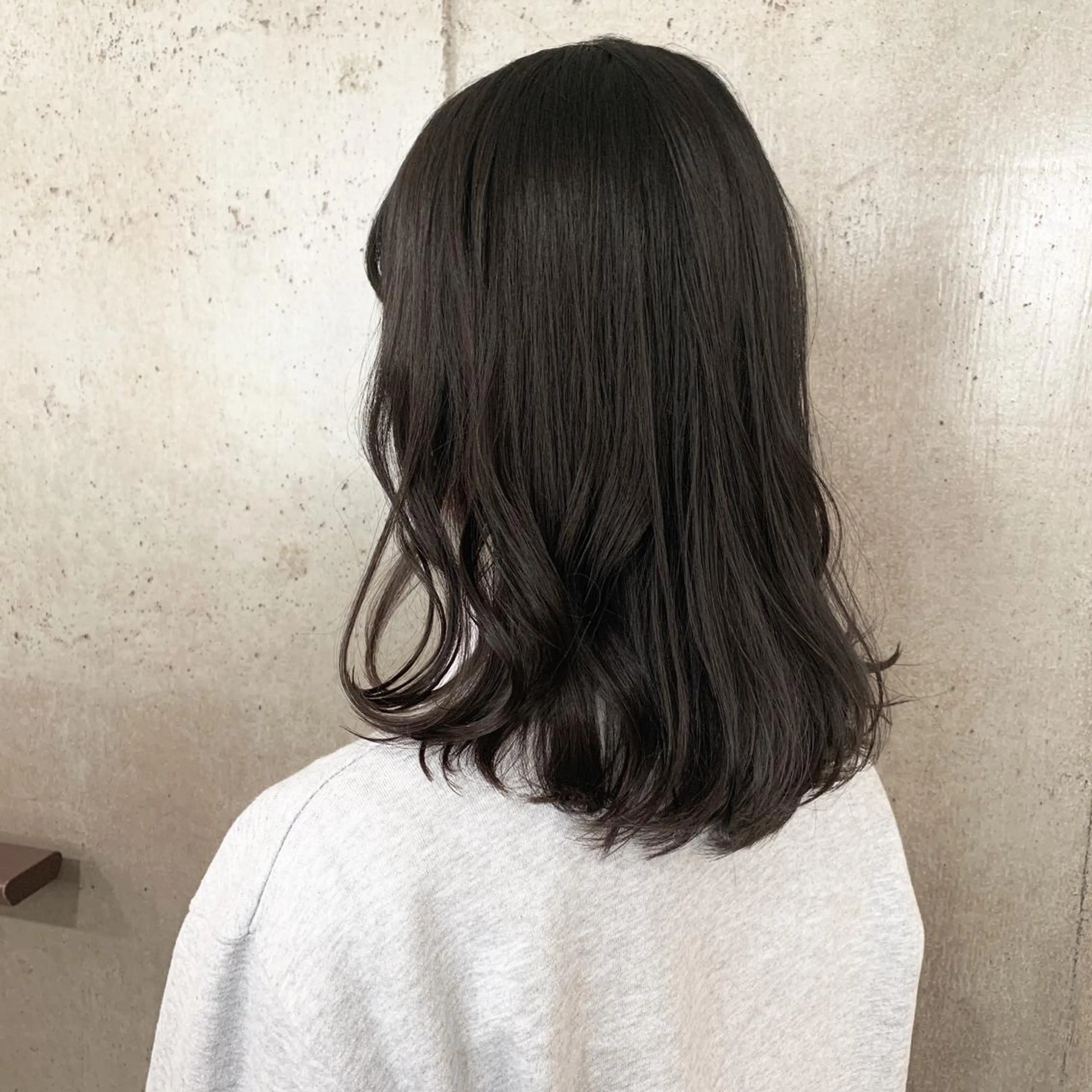 ミディアム 二宮 早智子のヘアスタイル