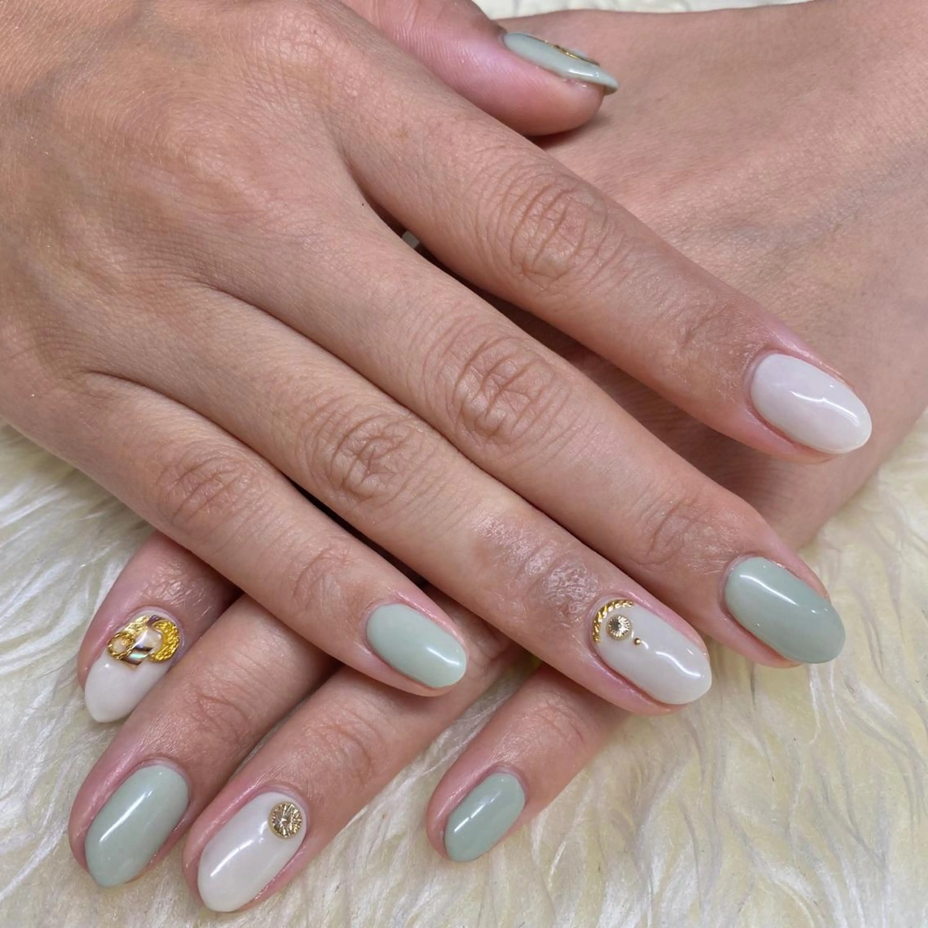 ネイル ハンドネイル Nail&eye Belire 新宿のネイルデザイン