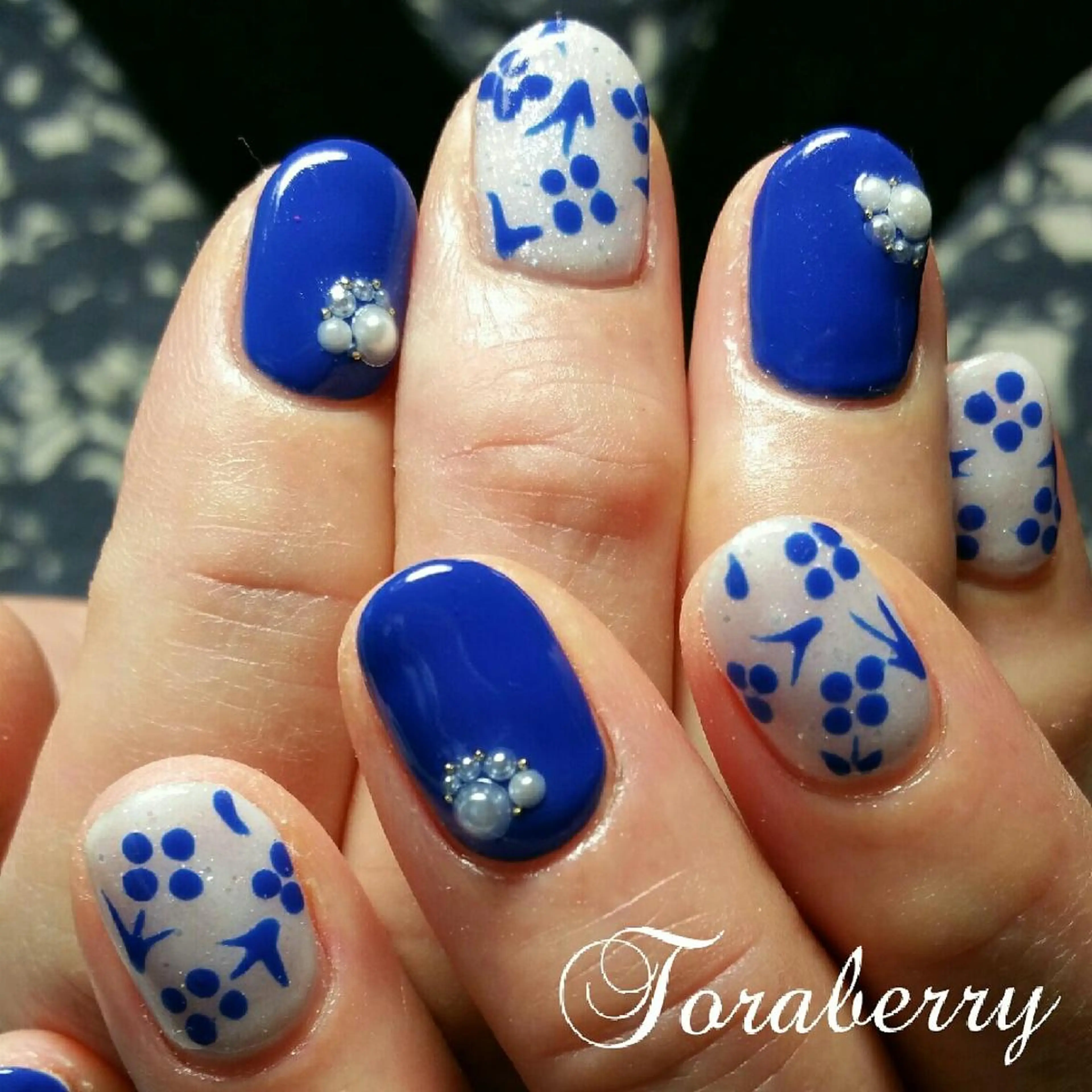 ネイル ネイリスト なつみのネイルデザイン