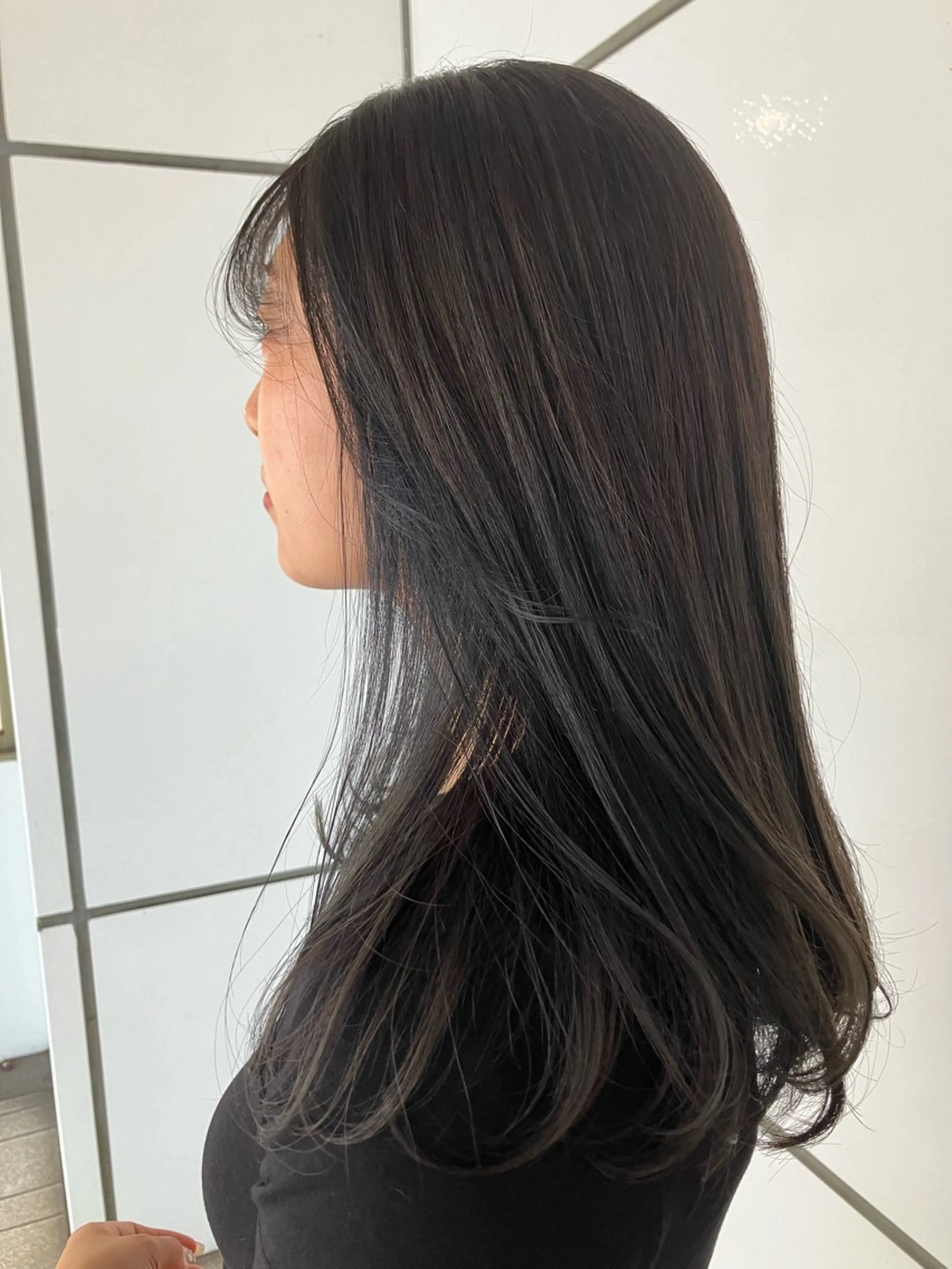 セミロング 平松 里穗のヘアスタイル