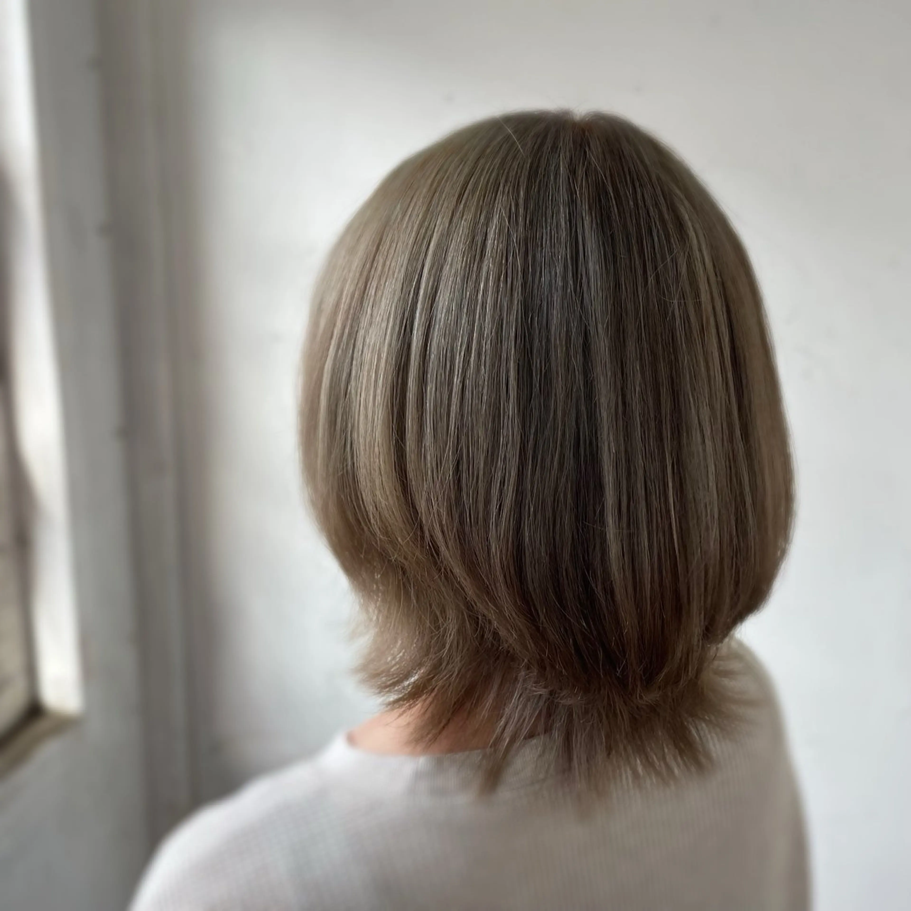 ミディアム カラー ベージュカラー 透明感カラー ヘアカラー 梶田 楓子のマツエク・マツパデザイン