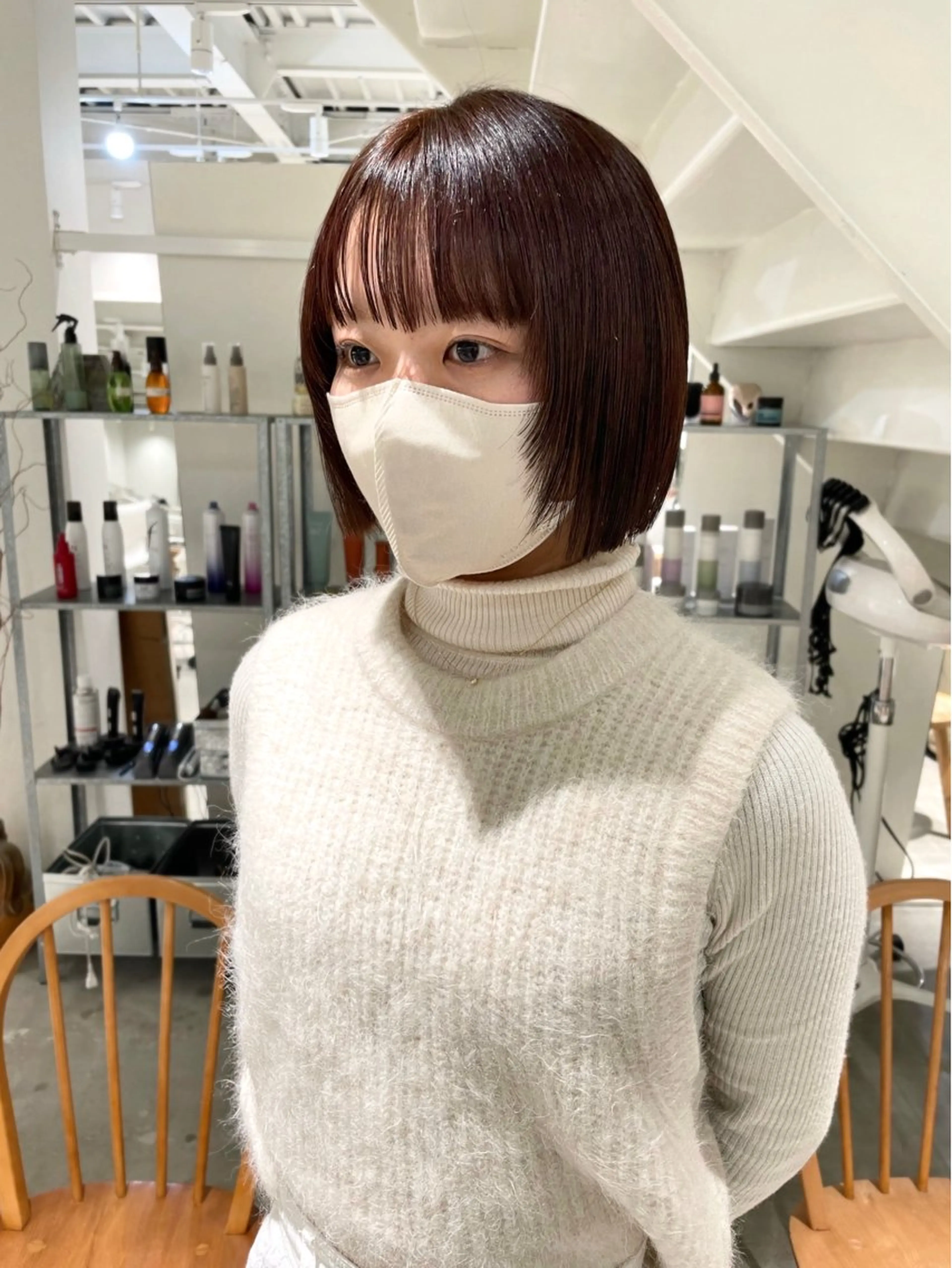 ショート カラー カット 林 千聖のヘアスタイル