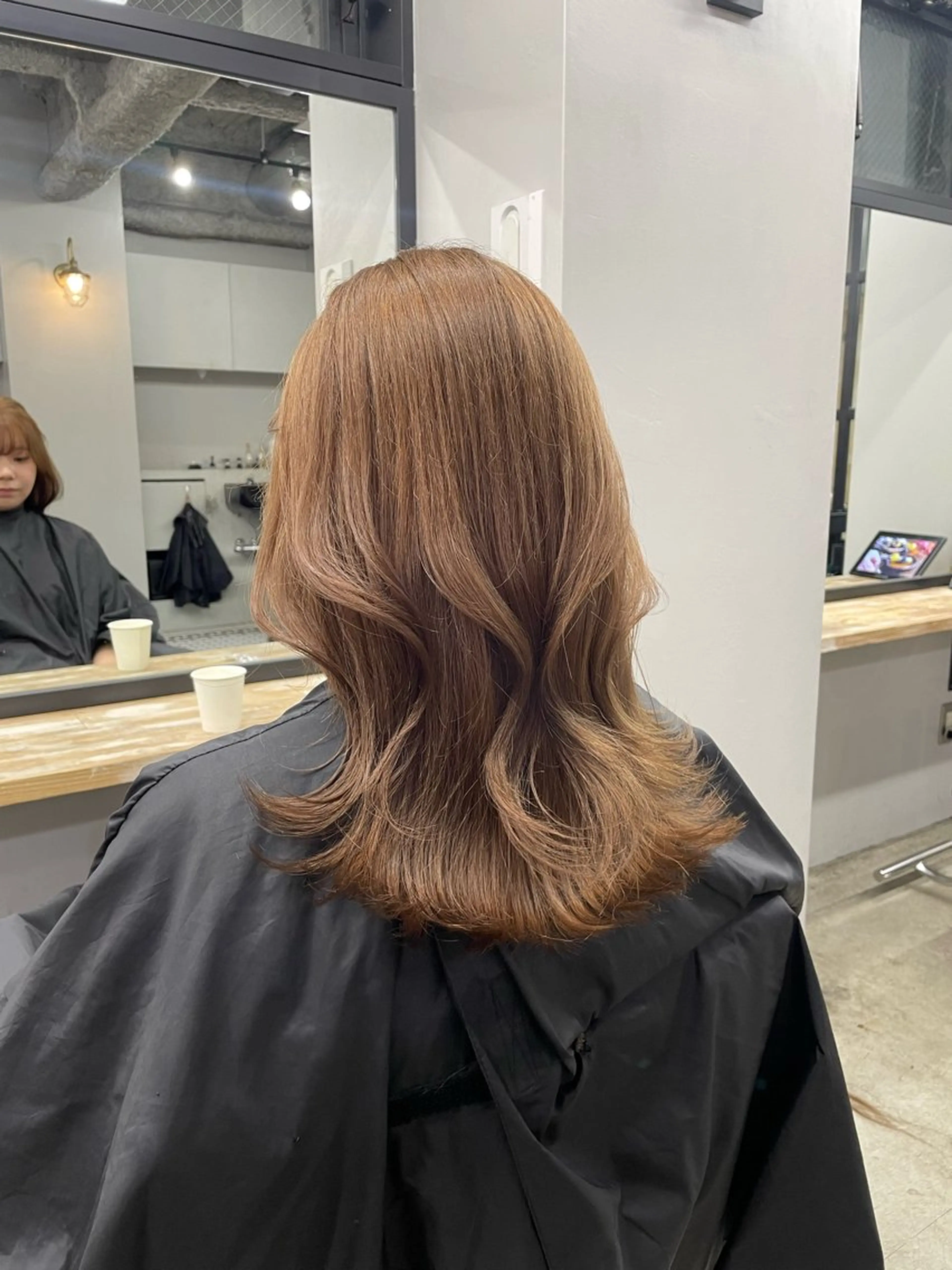 ロング カラー ヘアカラー トリートメント ヘアセット 新宿/韓国ヘア/ 髪質改善ストレートのヘアスタイル