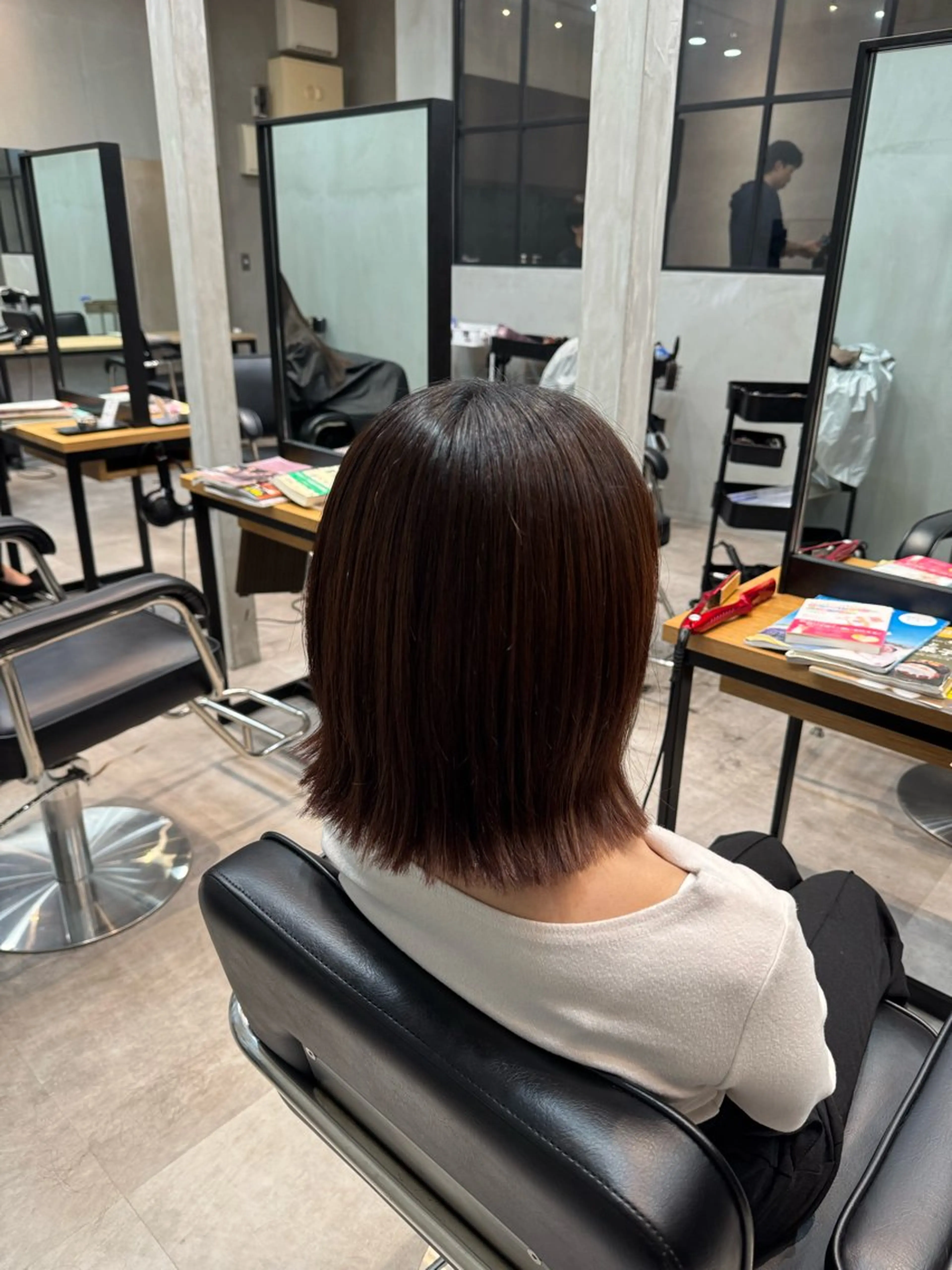 ショート ボブ 赤羽根 周のヘアスタイル