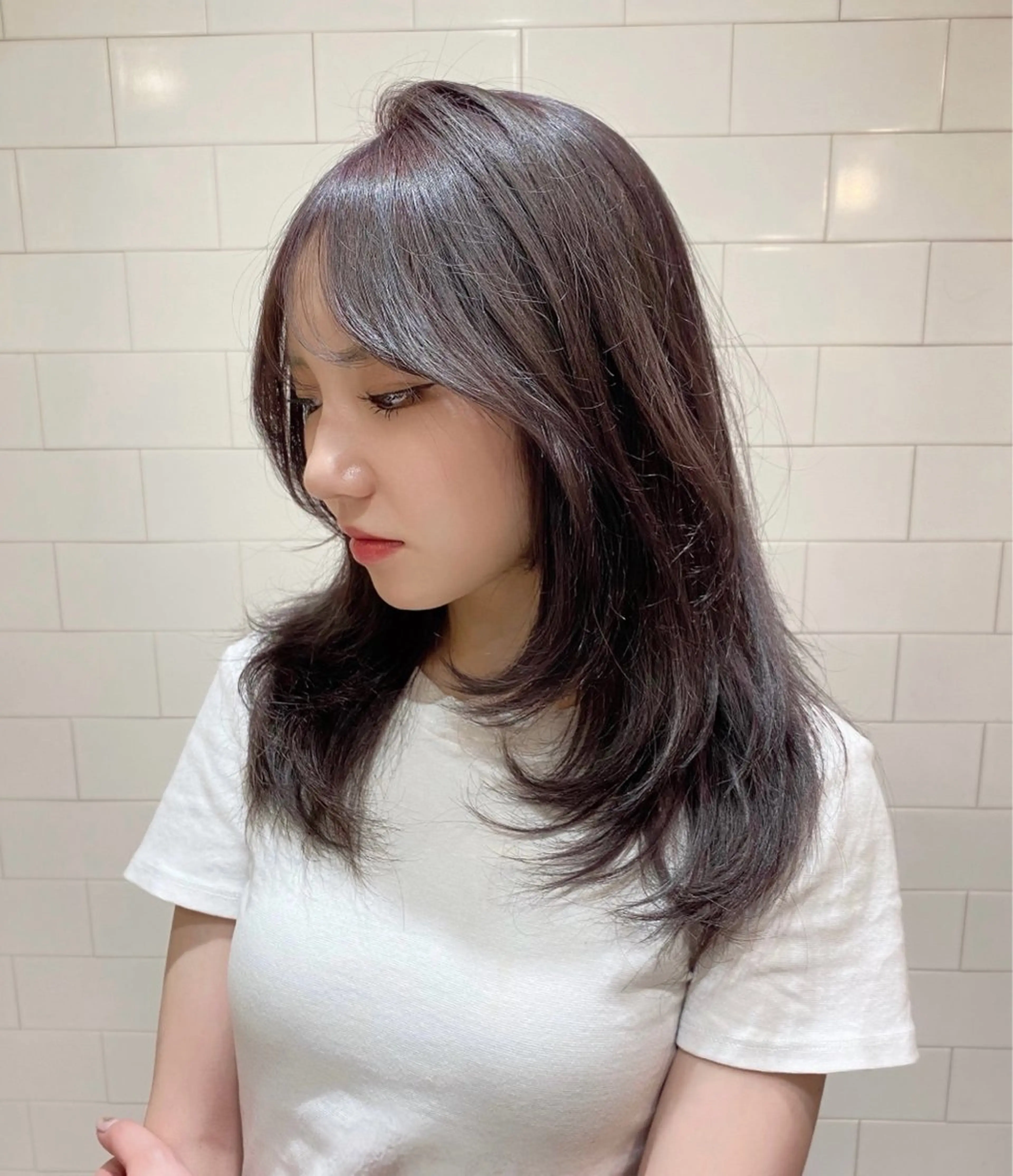 ロング 顔周りカット 韓国風ヘア レイヤーカット ロング カット ヘアカラー 韓国トレンドヘア しゅーやのヘアスタイル