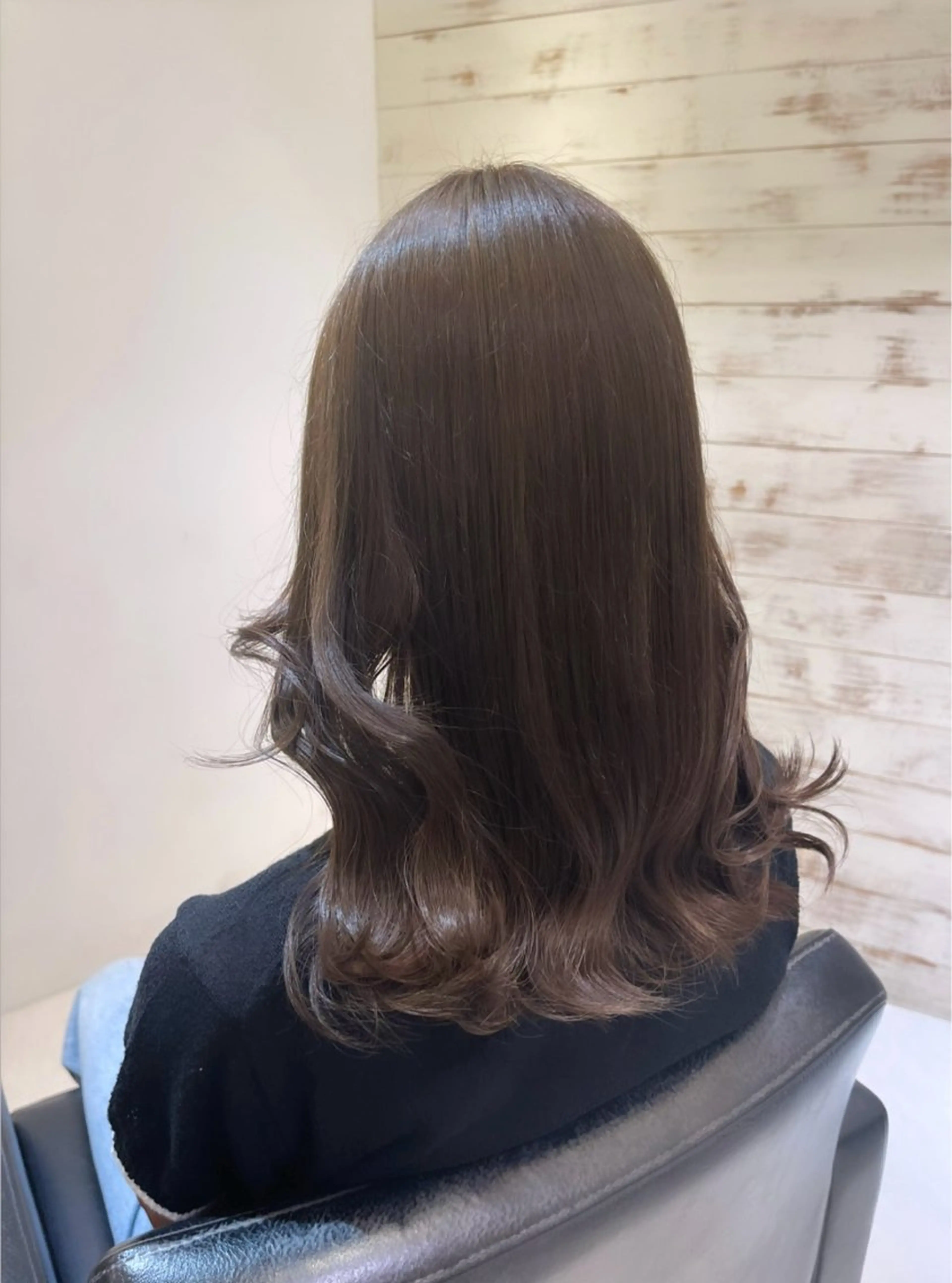 ミディアム カラー 赤み消し透明感カラー オオヤマのヘアスタイル