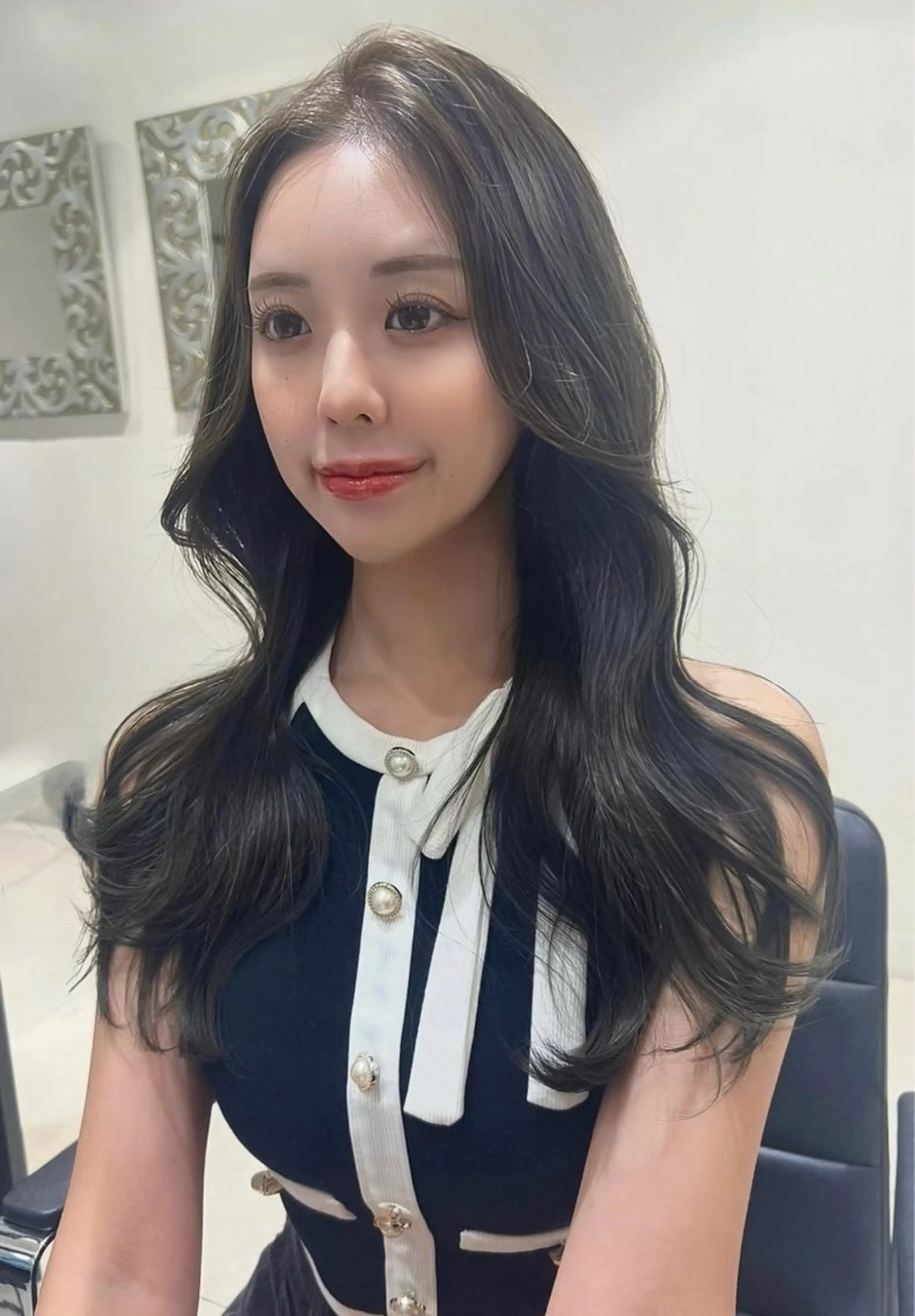 ロング カラー 透明感カラー グレージュ 縮毛矯正/艶カラー /新宿/SHOKIのヘアスタイル