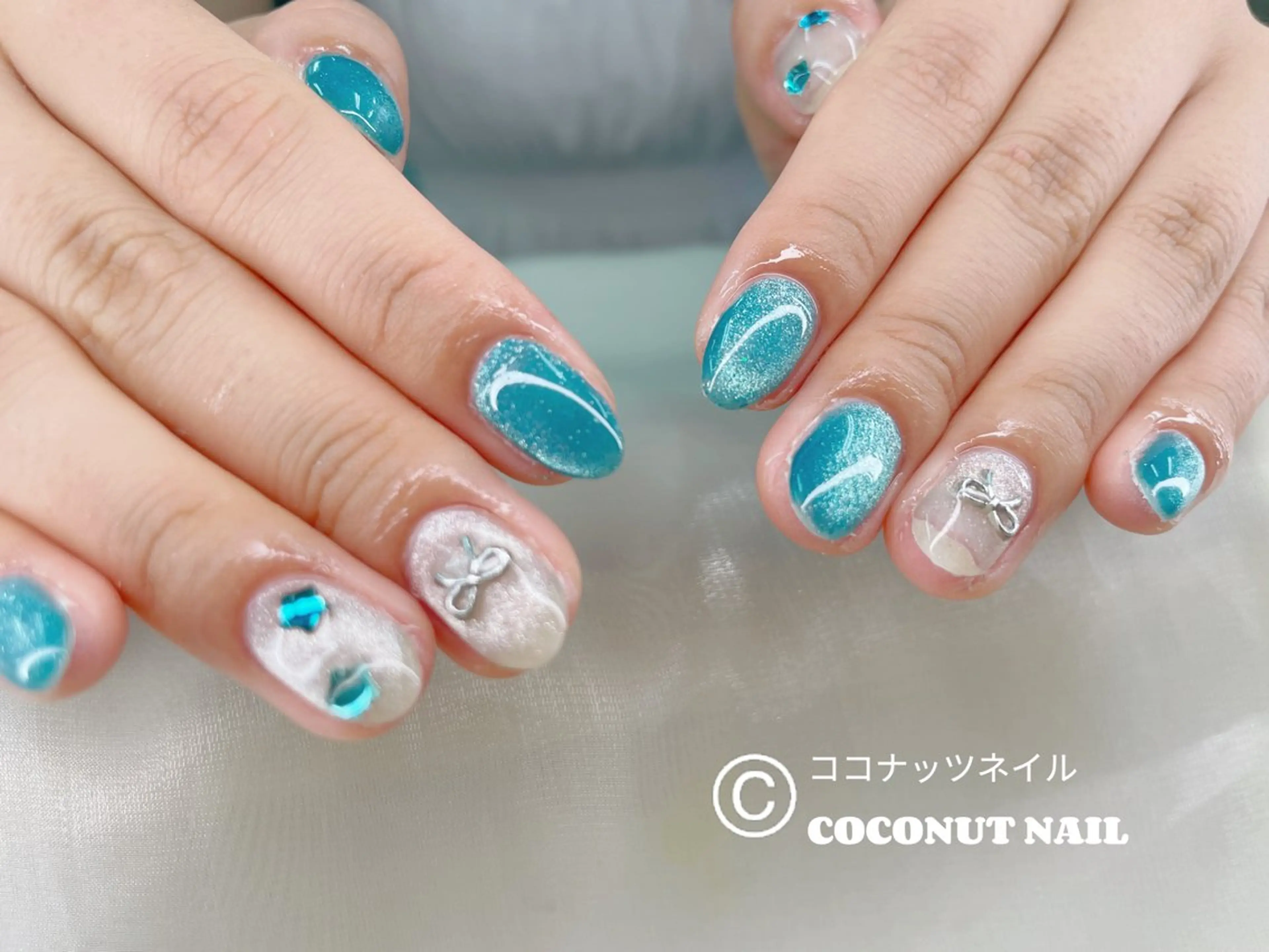 ネイル べっ甲ネイル フレンチネイル キラキラネイル マグネットネイル 大理石ネイル(マーブル) ハンドネイル 神田 ココナッツのネイルデザイン