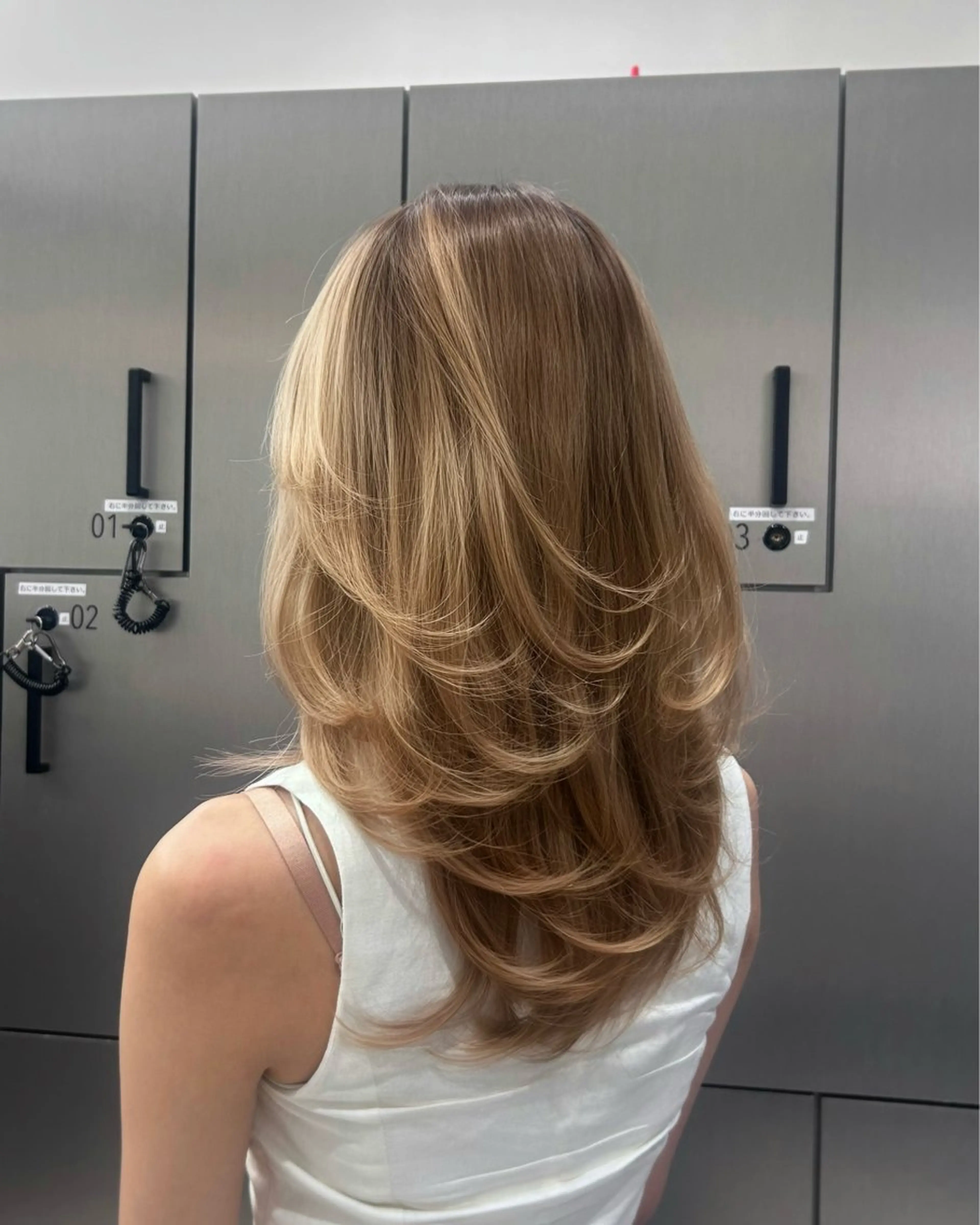 ロング レイヤーカット 大人レイヤー/艶美髪 🇺🇸TOMONAのヘアスタイル