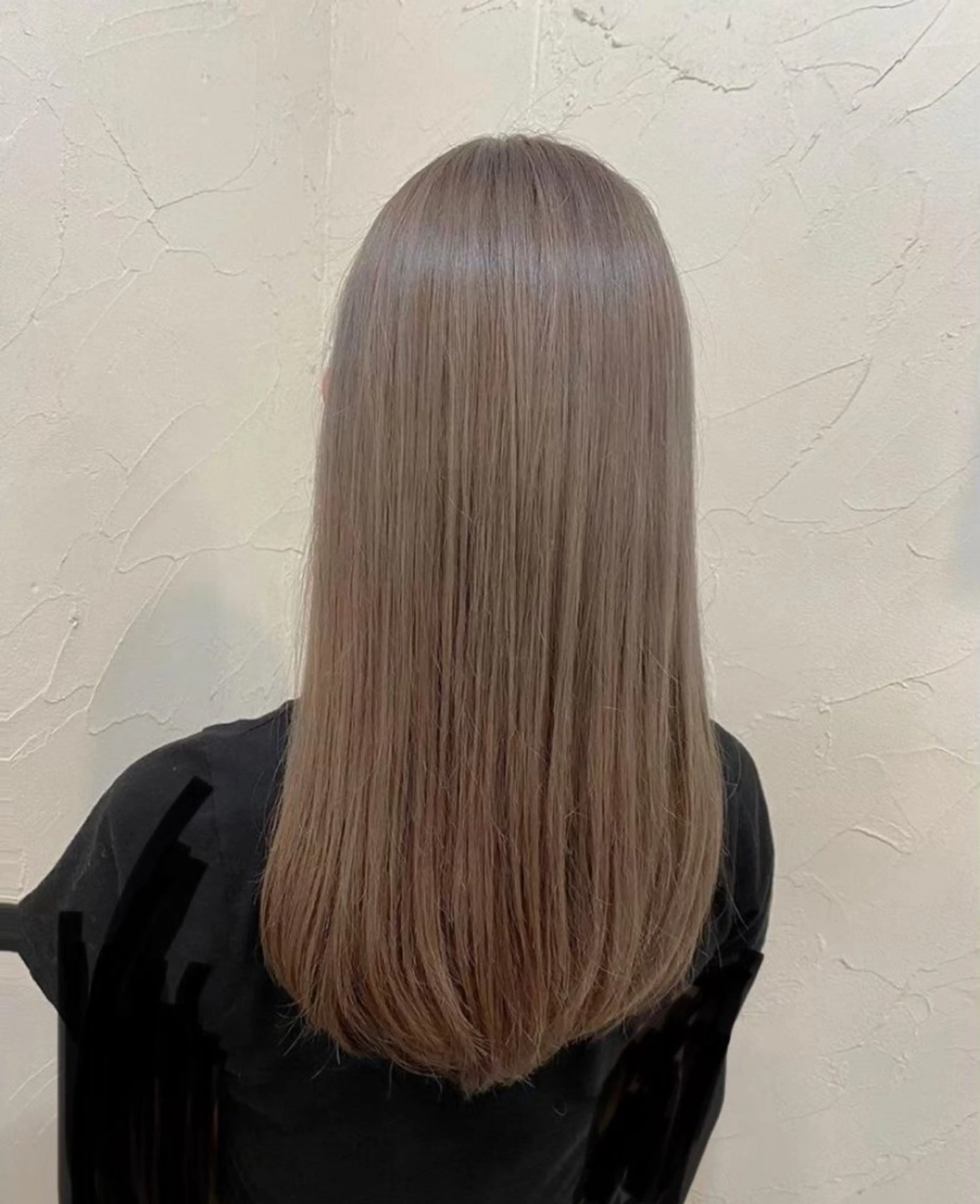 ロング カラー 高柳 麻美のヘアスタイル