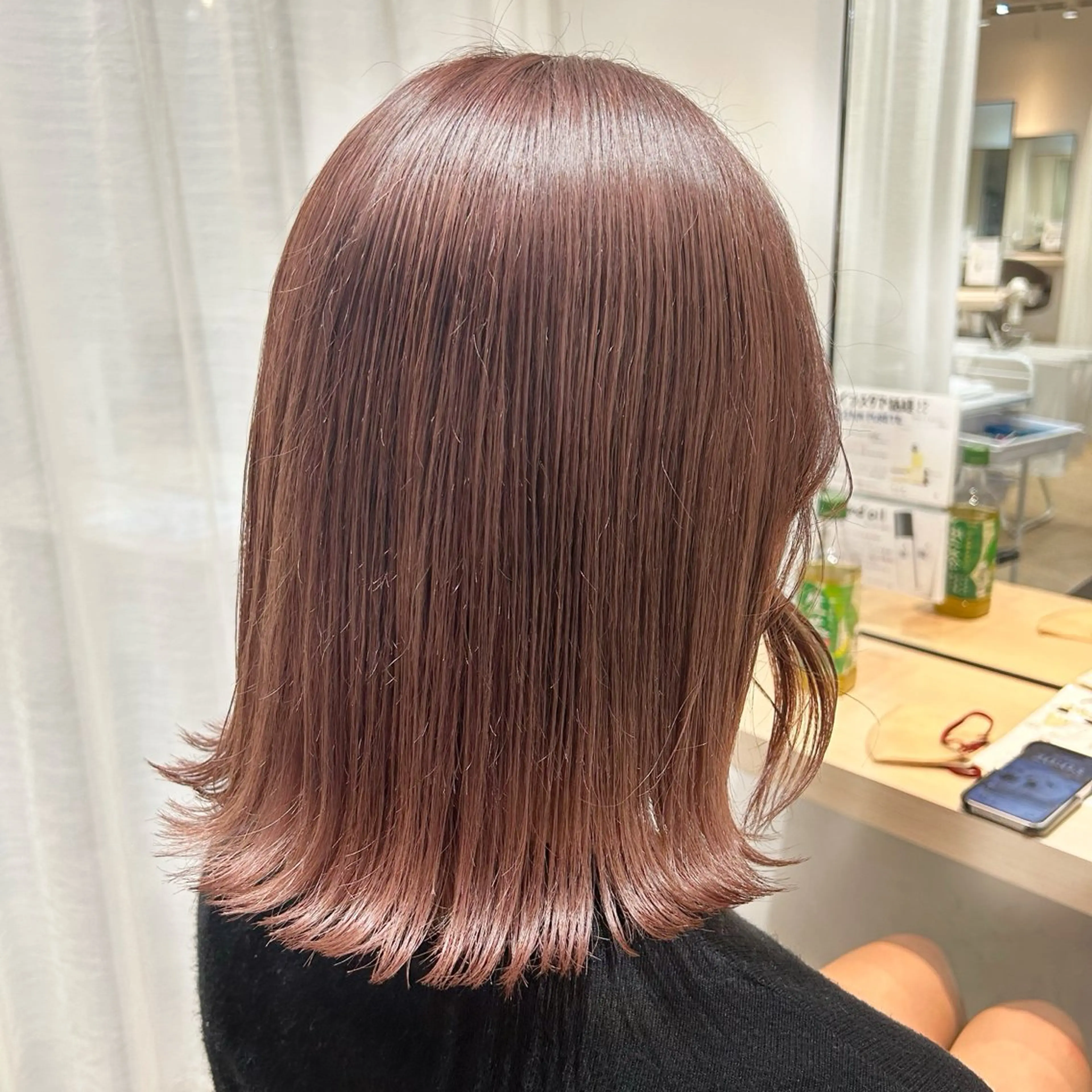 ミディアム カラー ブリーチ ヘアカラー トリートメント 砂野 真璃奈のヘアスタイル