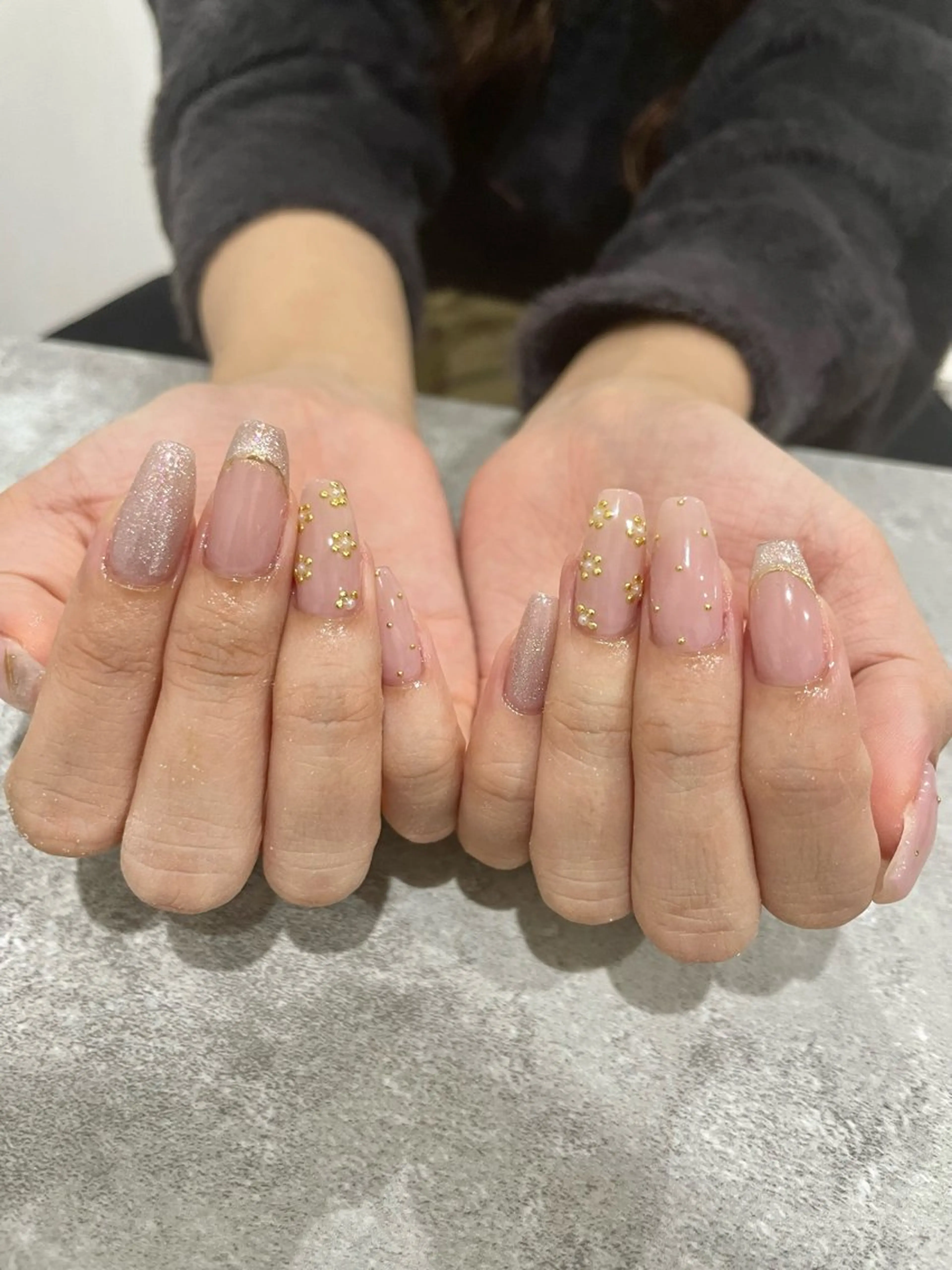 ネイル 持ち込み ハンドネイル Raviliss ♡のネイルデザイン
