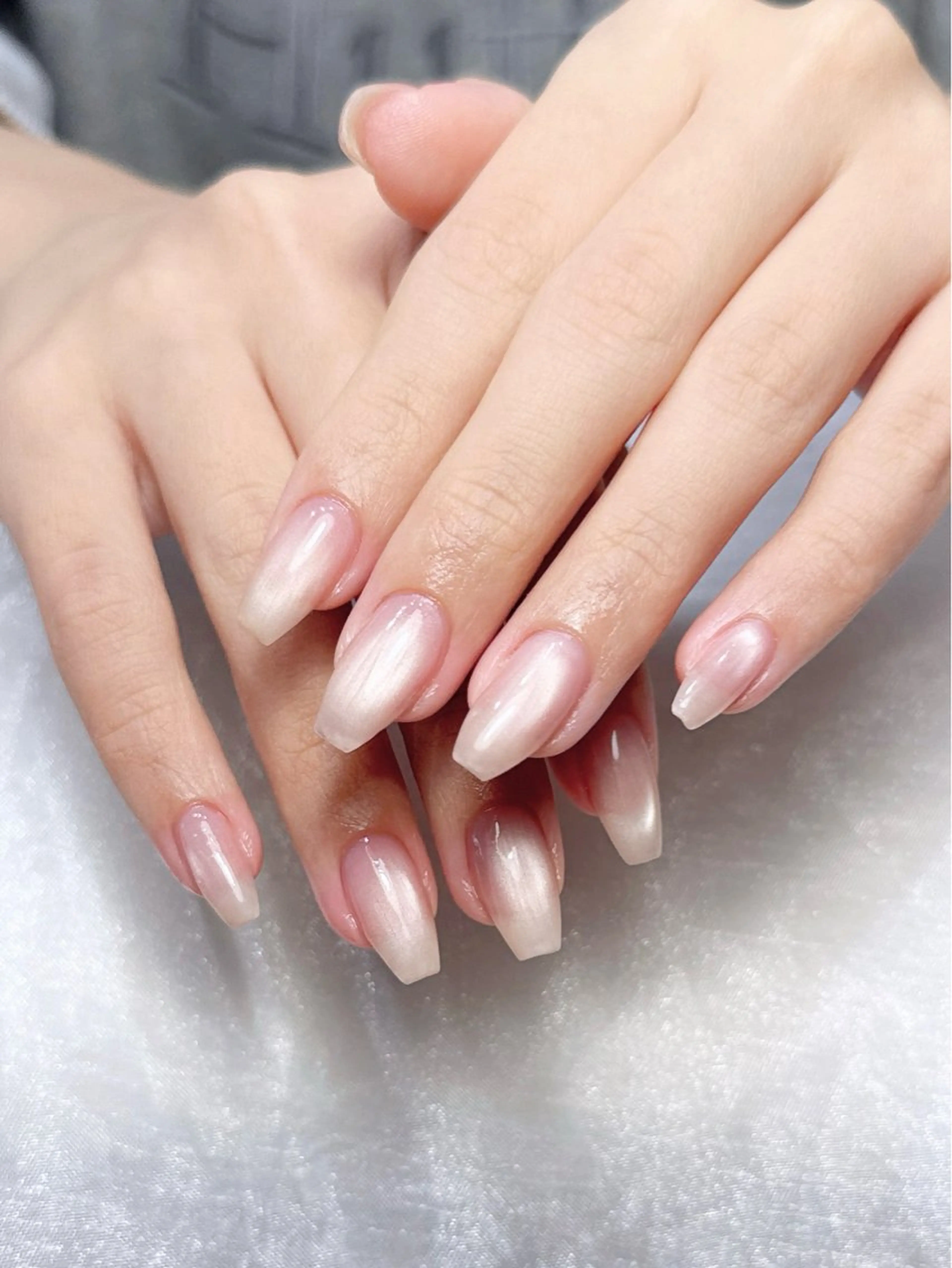 ネイル 韓国ネイル マグネットネイル オフィスネイル ハンドネイル ちゅるんネイル‎🤍 miyuのネイルデザイン