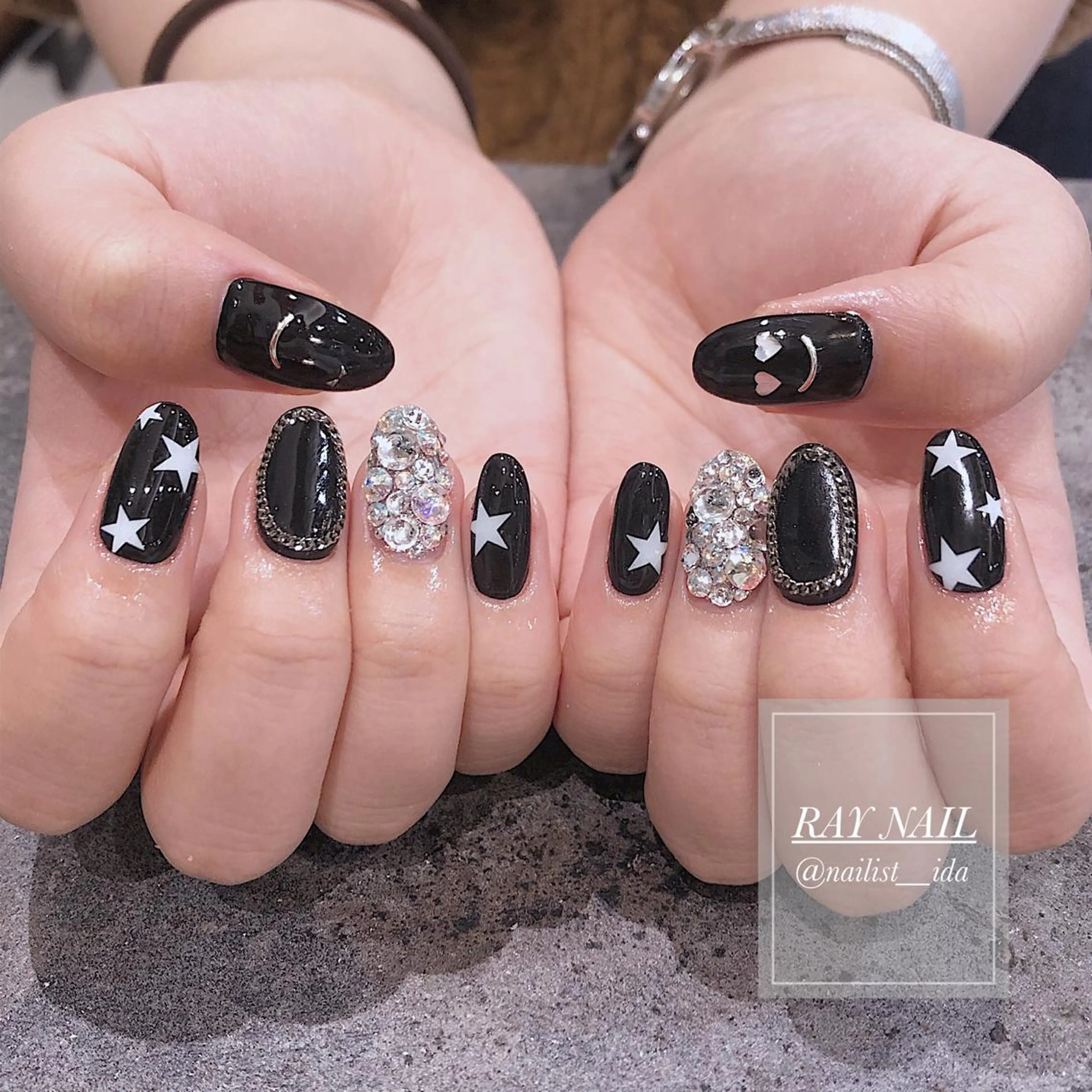 ネイル Arowa 伊田のネイルデザイン