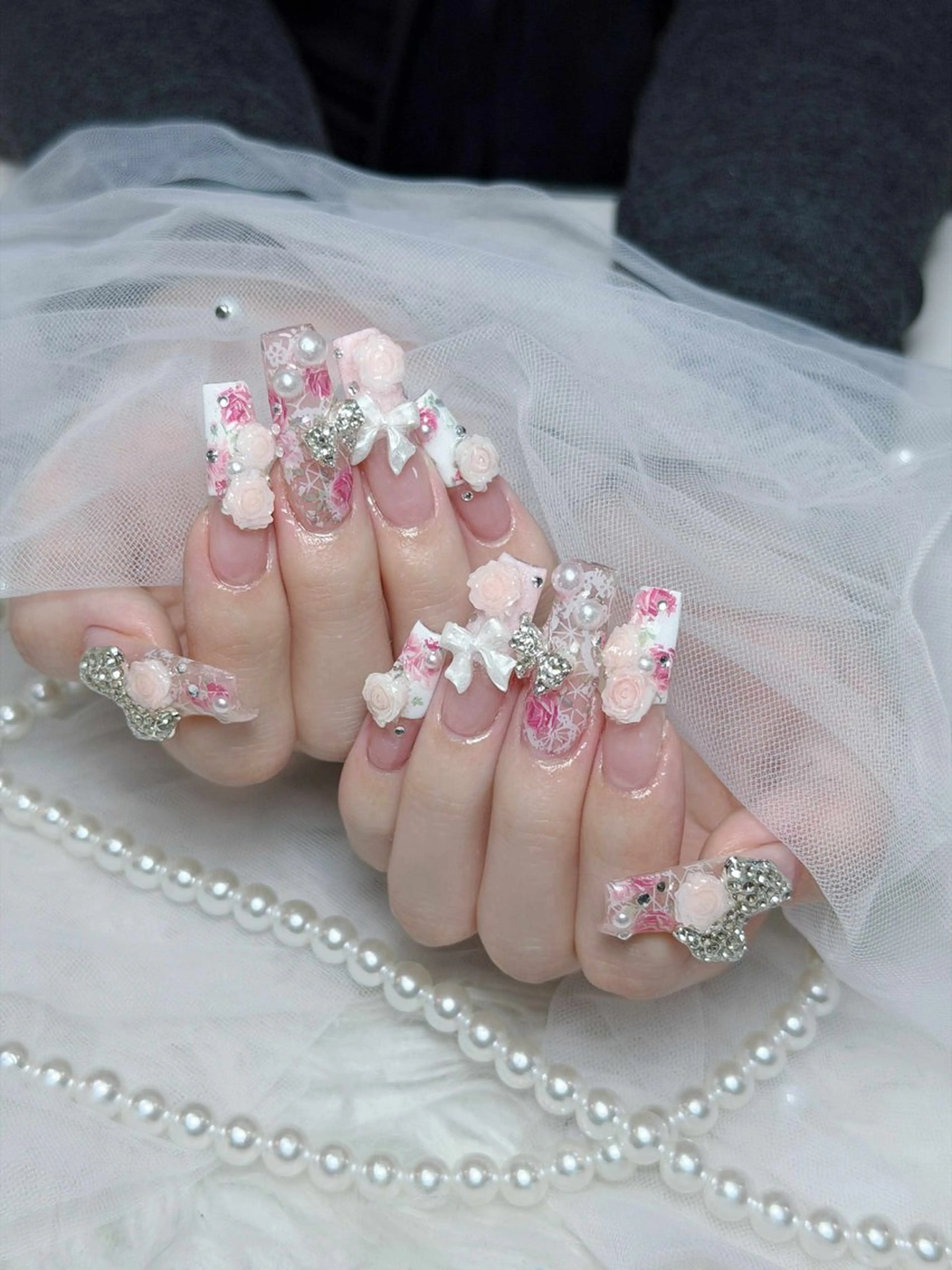 ネイル オーロラネイル ボルドー ブラウン 氷ネイル・うるうるネイル キラキラネイル ハンドネイル Julli ジュリのネイルデザイン