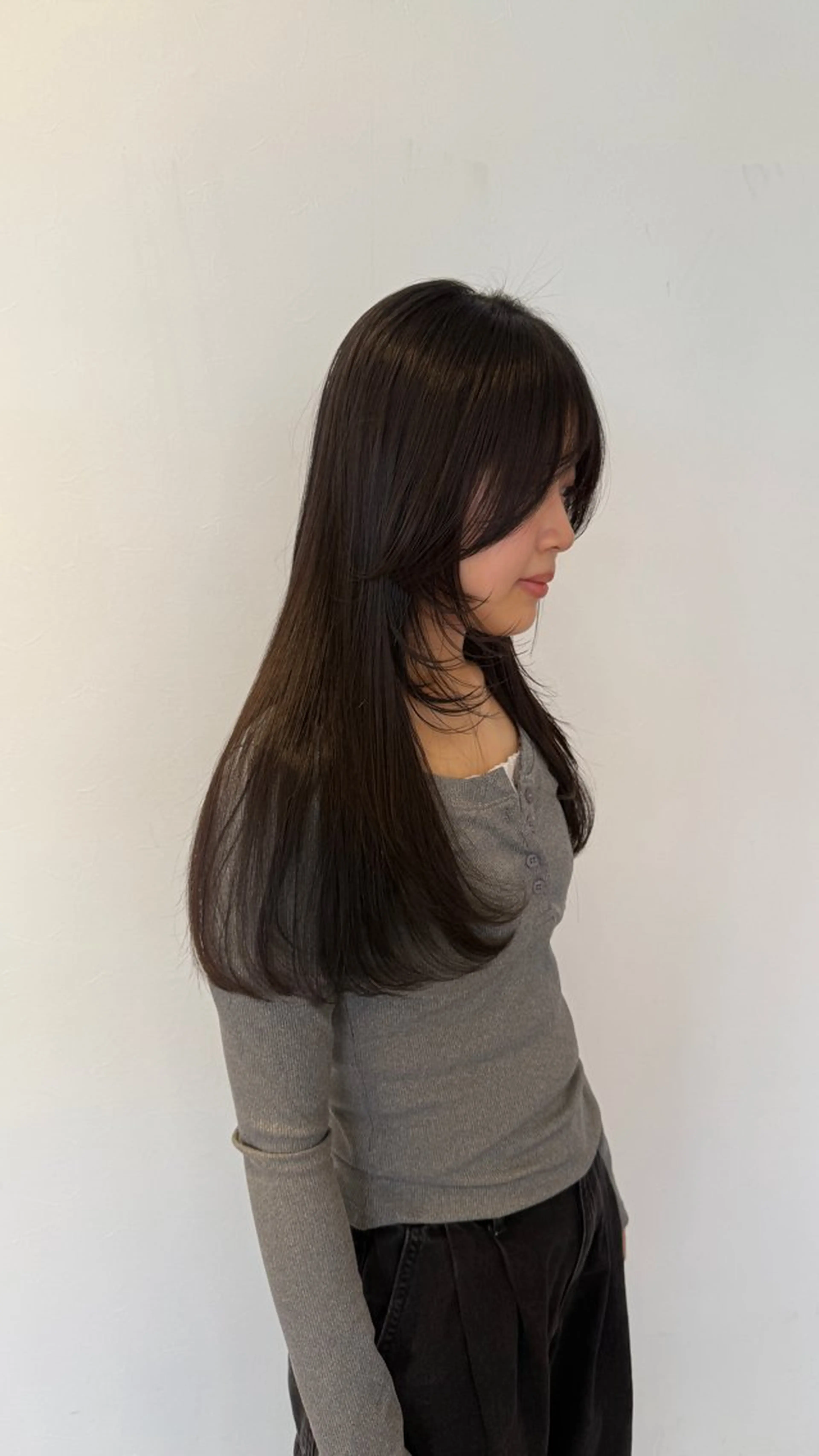 ロング レイヤーカット カット 白築 怜実のヘアスタイル