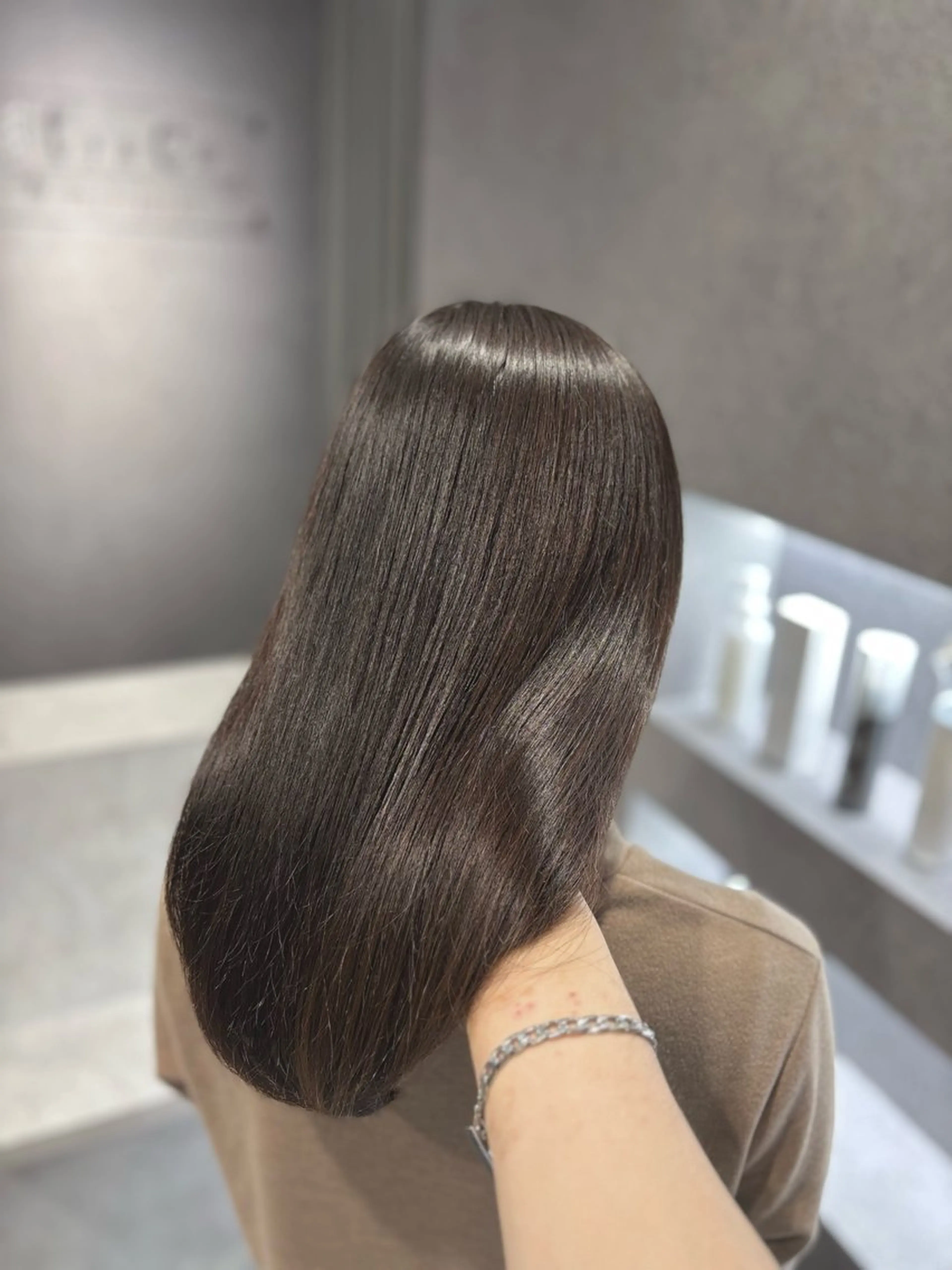 ミディアム カラー カット ヘアカラー トリートメント little 小濱彰太のヘアスタイル