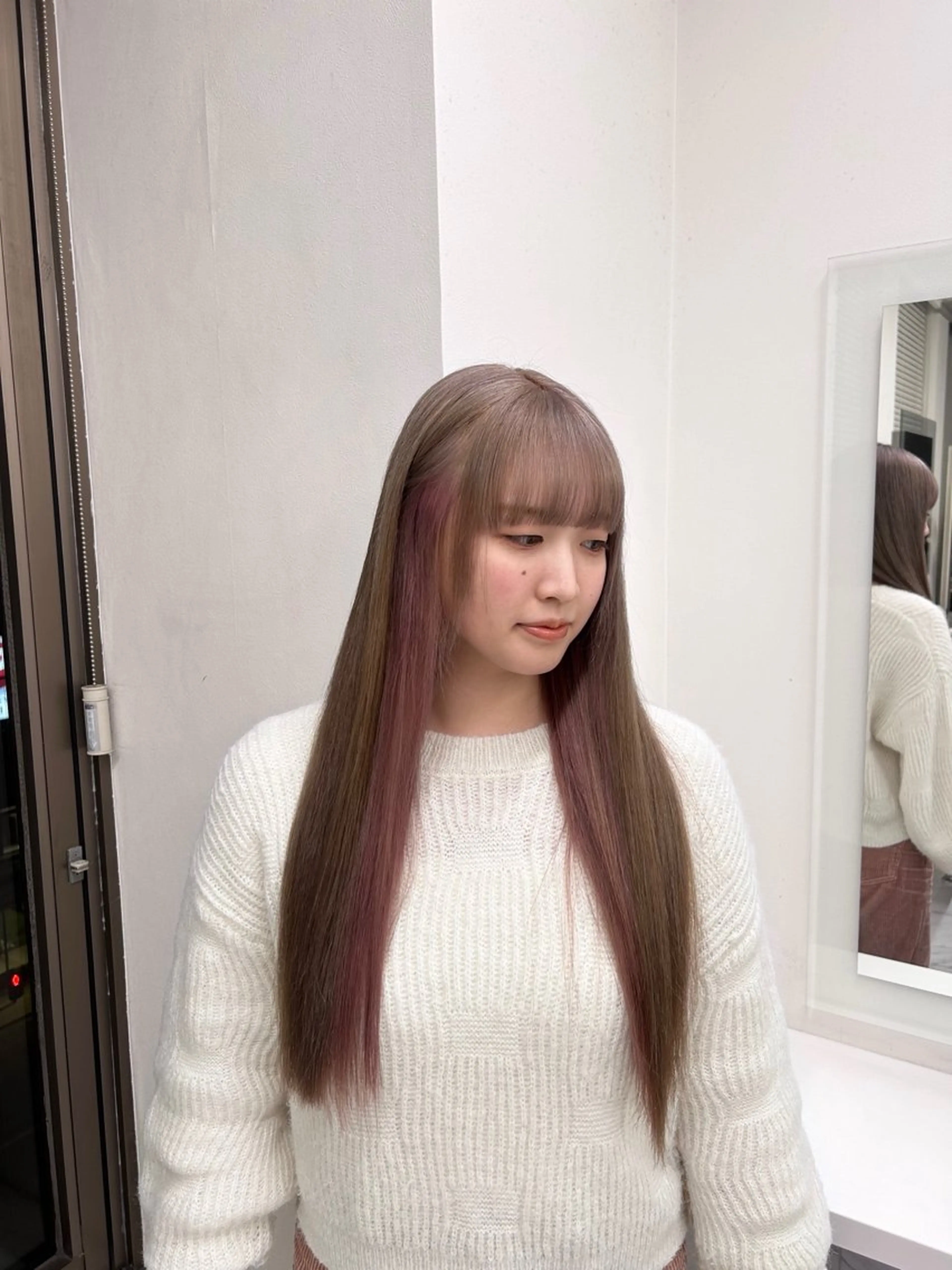 カラー ヘアカラー トリートメント 透明感ベージュ🤎 ナチュラルレイヤーのヘアスタイル