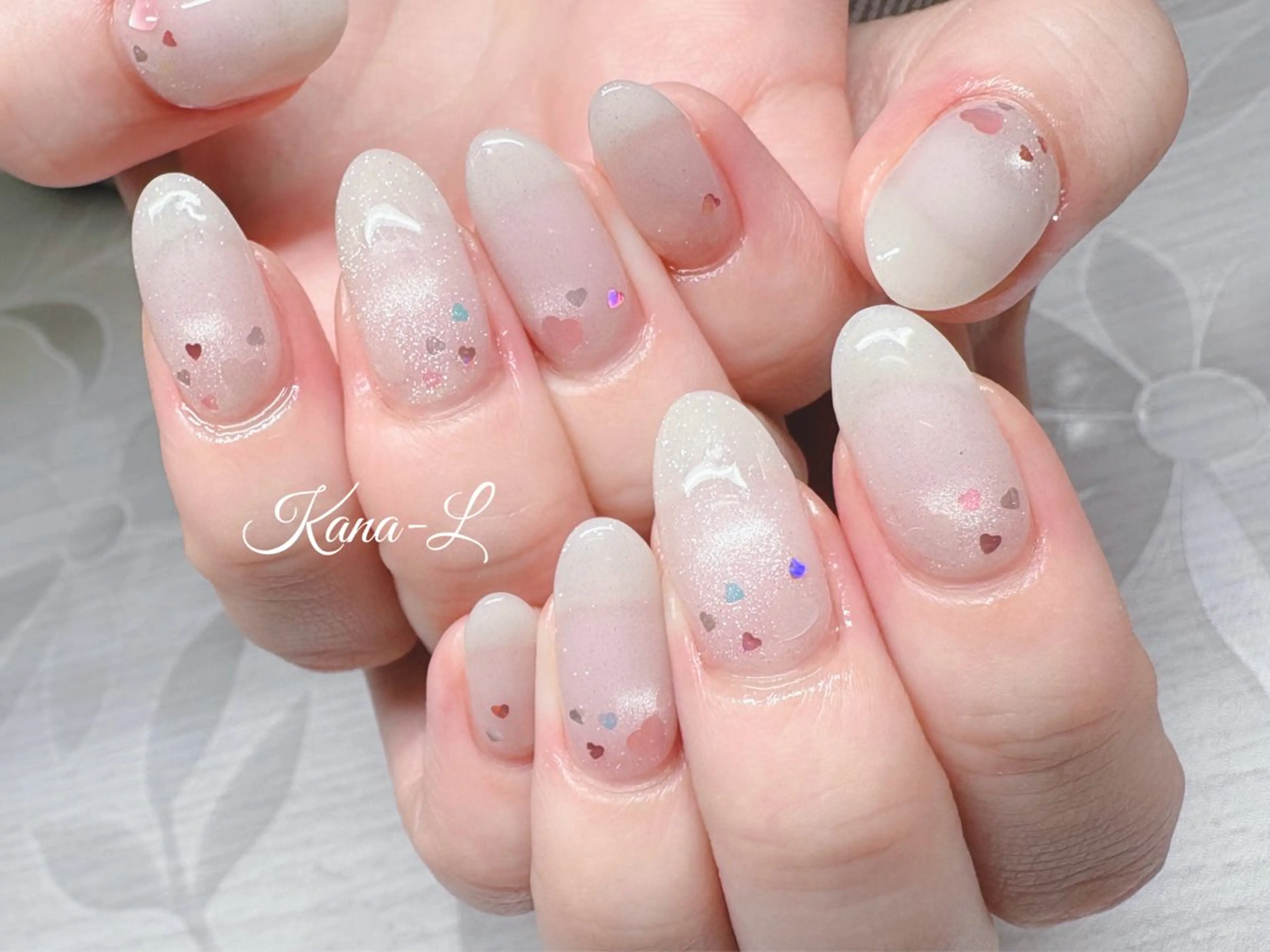 ネイル 芦辺 香奈のネイルデザイン