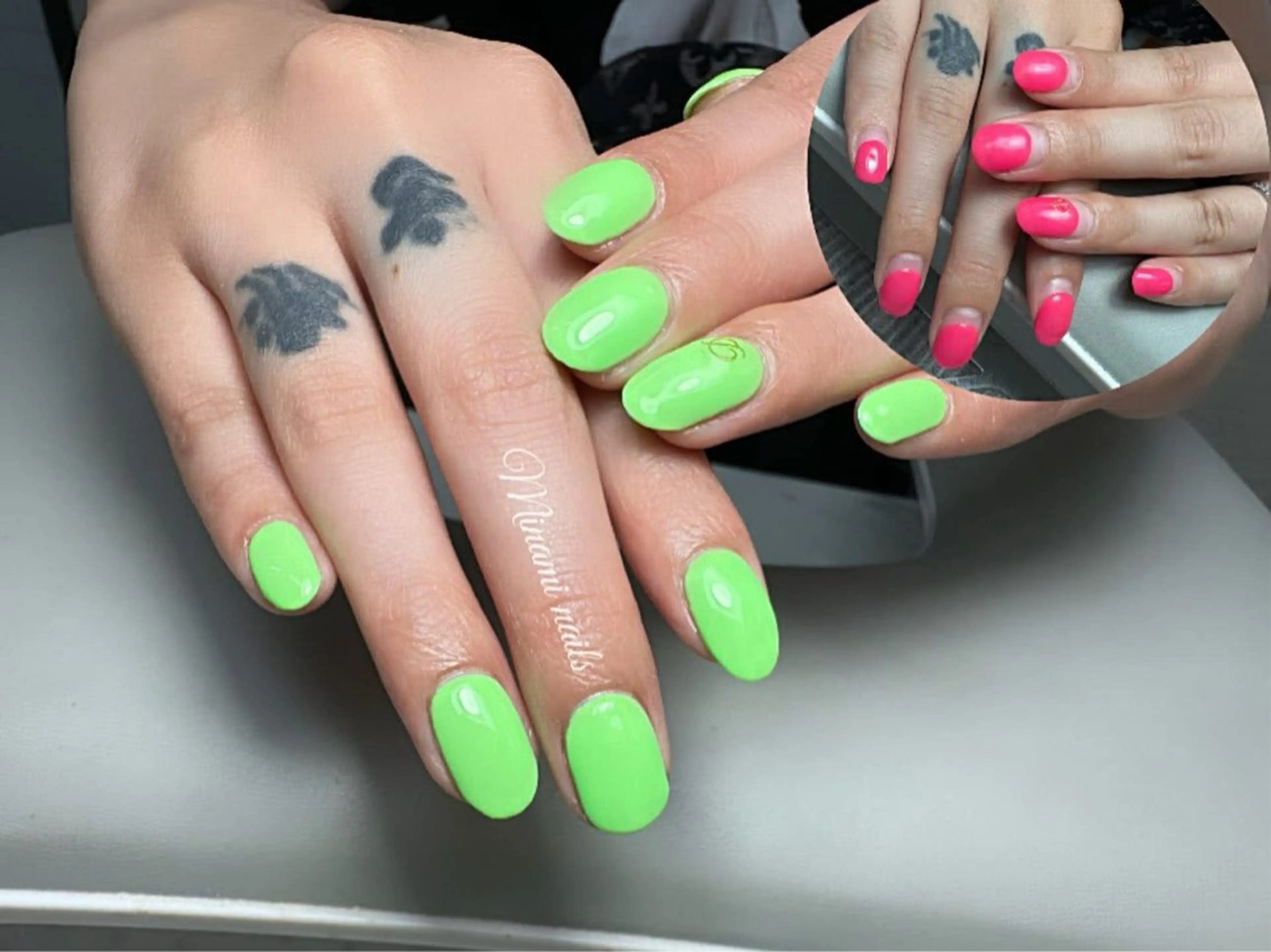 ネイル アートネイル オーロラネイル ガーリー キラキラネイル 韓国ネイル Minami Nailsのネイルデザイン