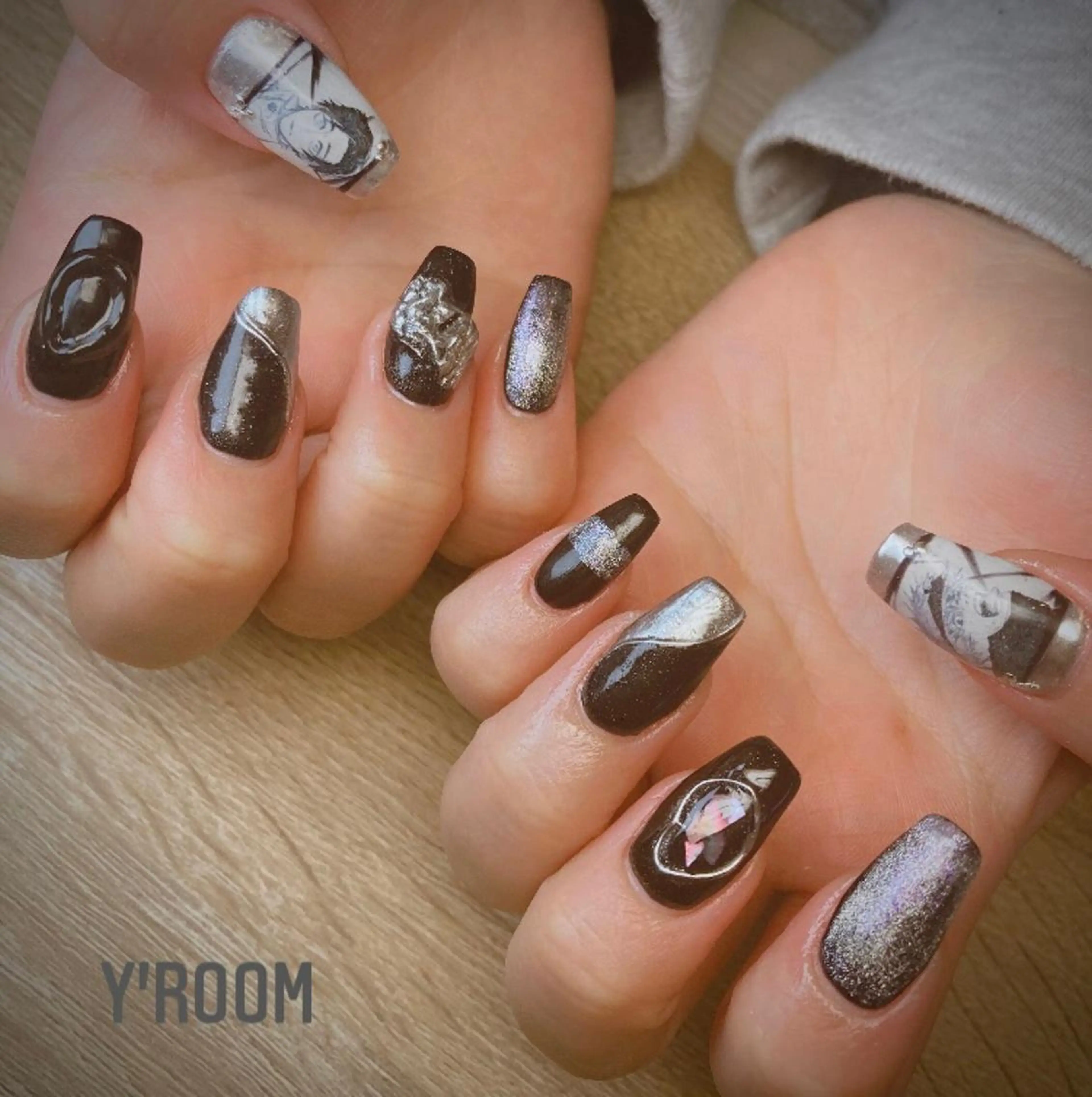 ネイル オーロラネイル 成人式 フラッシュネイル ジェルネイル 氷ネイル・うるうるネイル YUKA （ネイリスト）のネイルデザイン