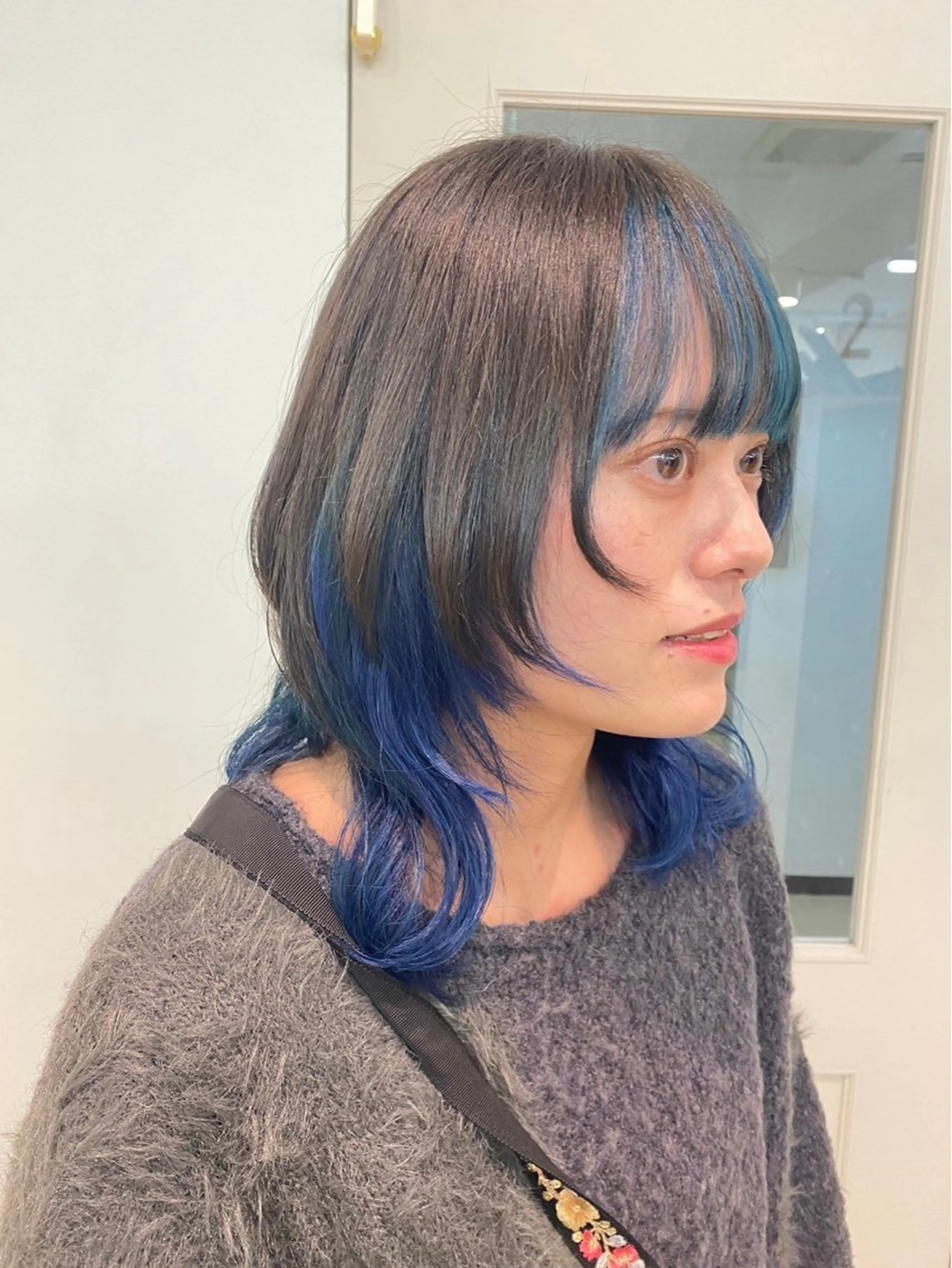 ミディアム 室谷 ゆりあのヘアスタイル