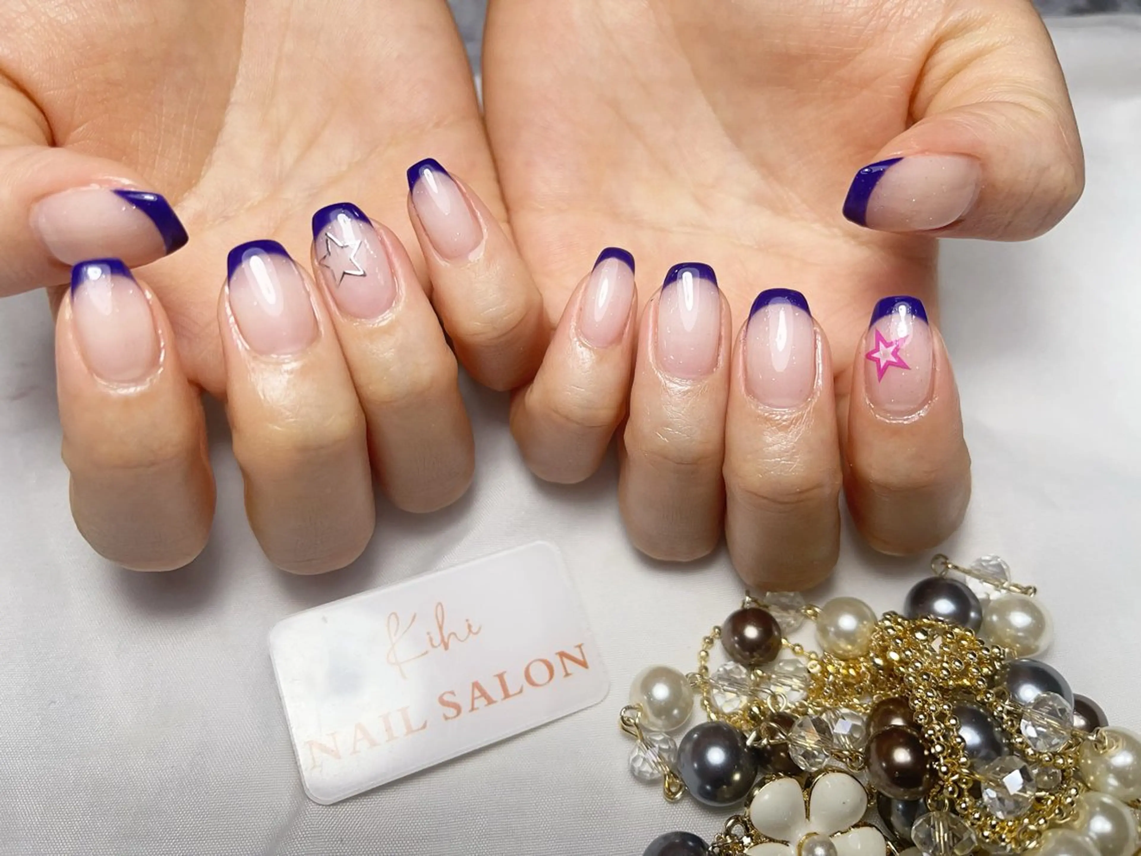 ネイル アートネイル フレンチネイル ジェルネイル グラデーション 韓国ネイル ハンドネイル 💕鈴木ユリ パラジェル/オフ無料のネイルデザイン