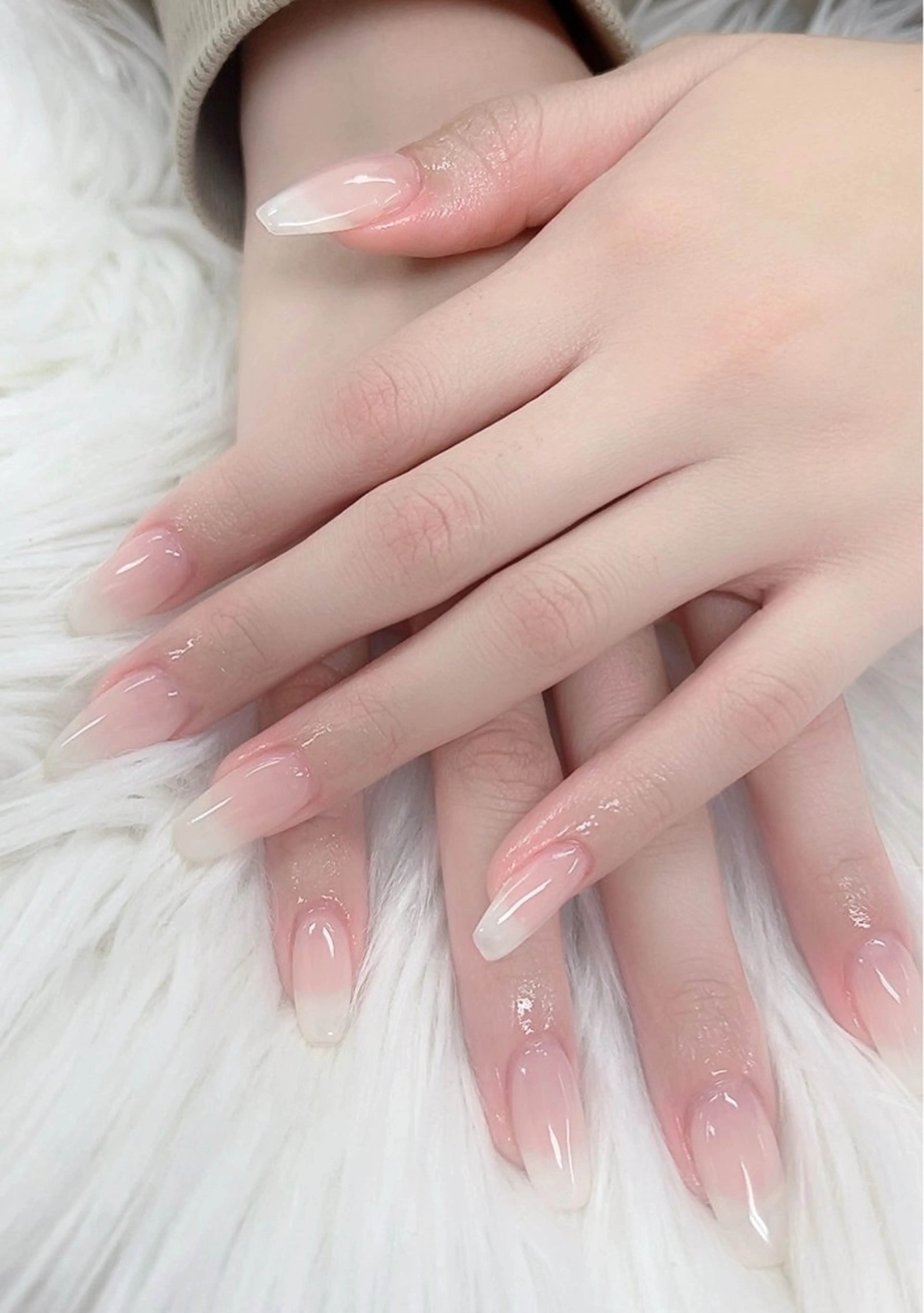 ネイル ハンドネイル 佐藤 依娜のネイルデザイン