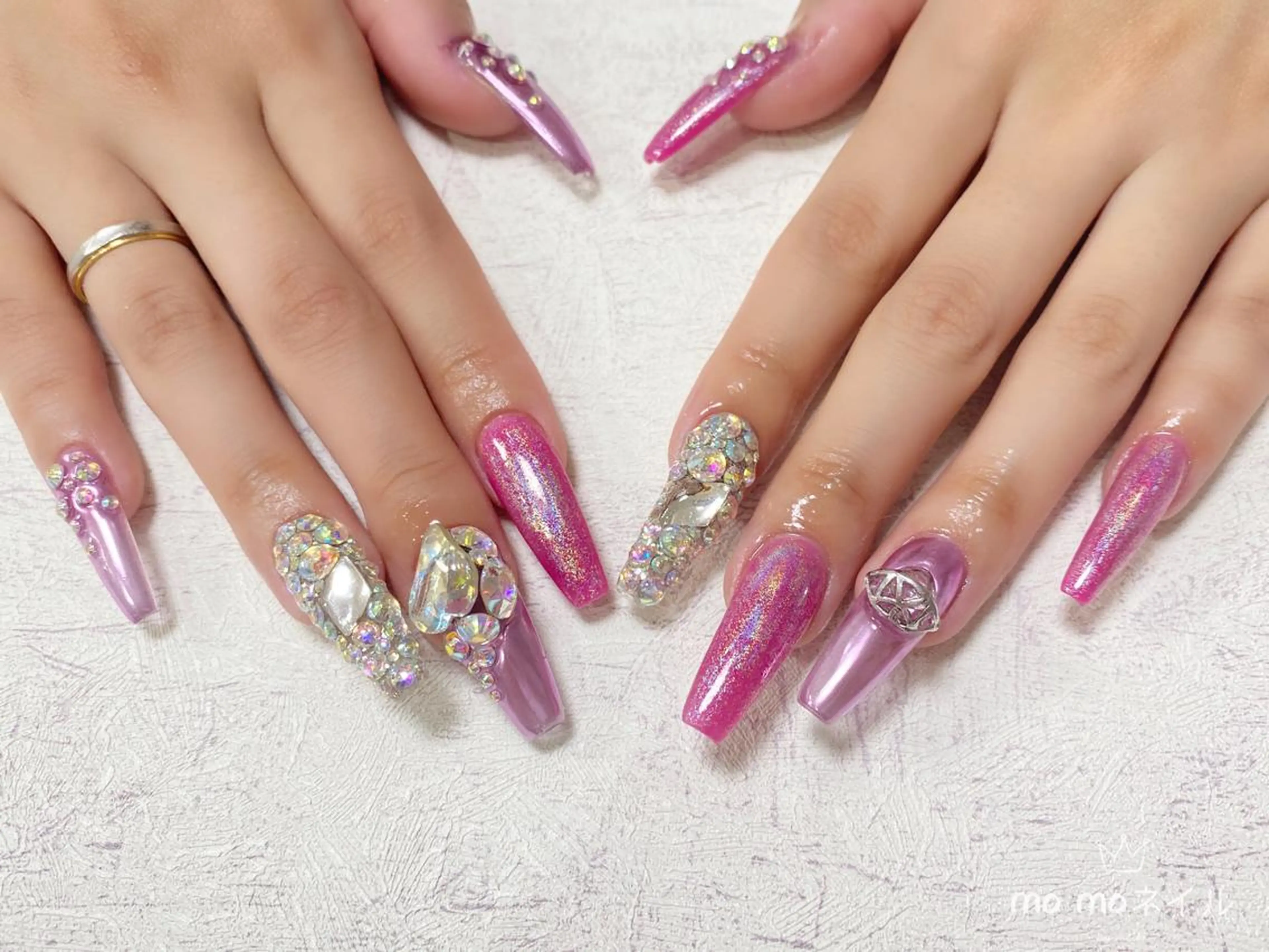 ネイル MOMO nailのネイルデザイン