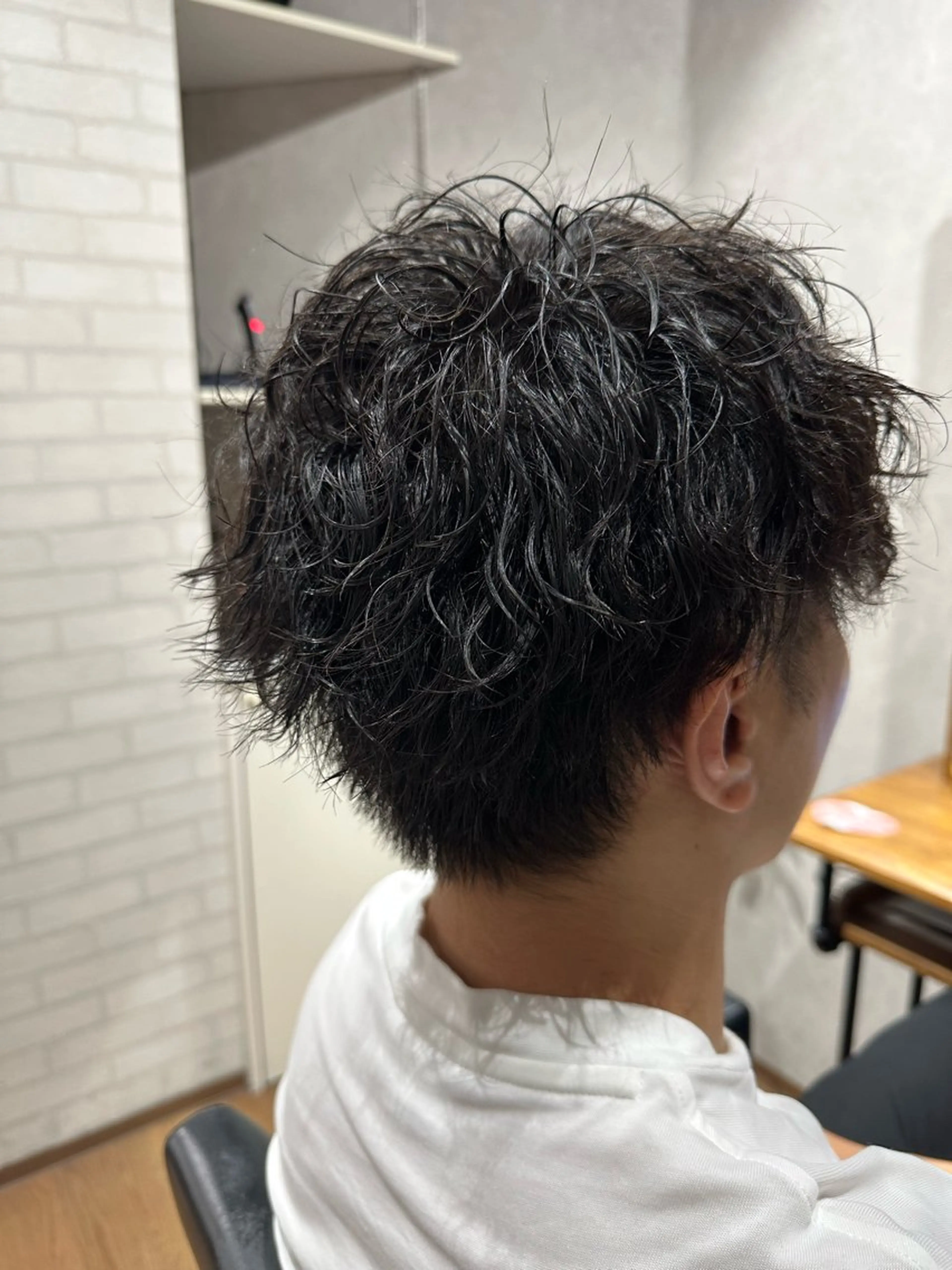 ショート カット パーマ ✂️秋葉原 🤍YURI🤍のヘアスタイル