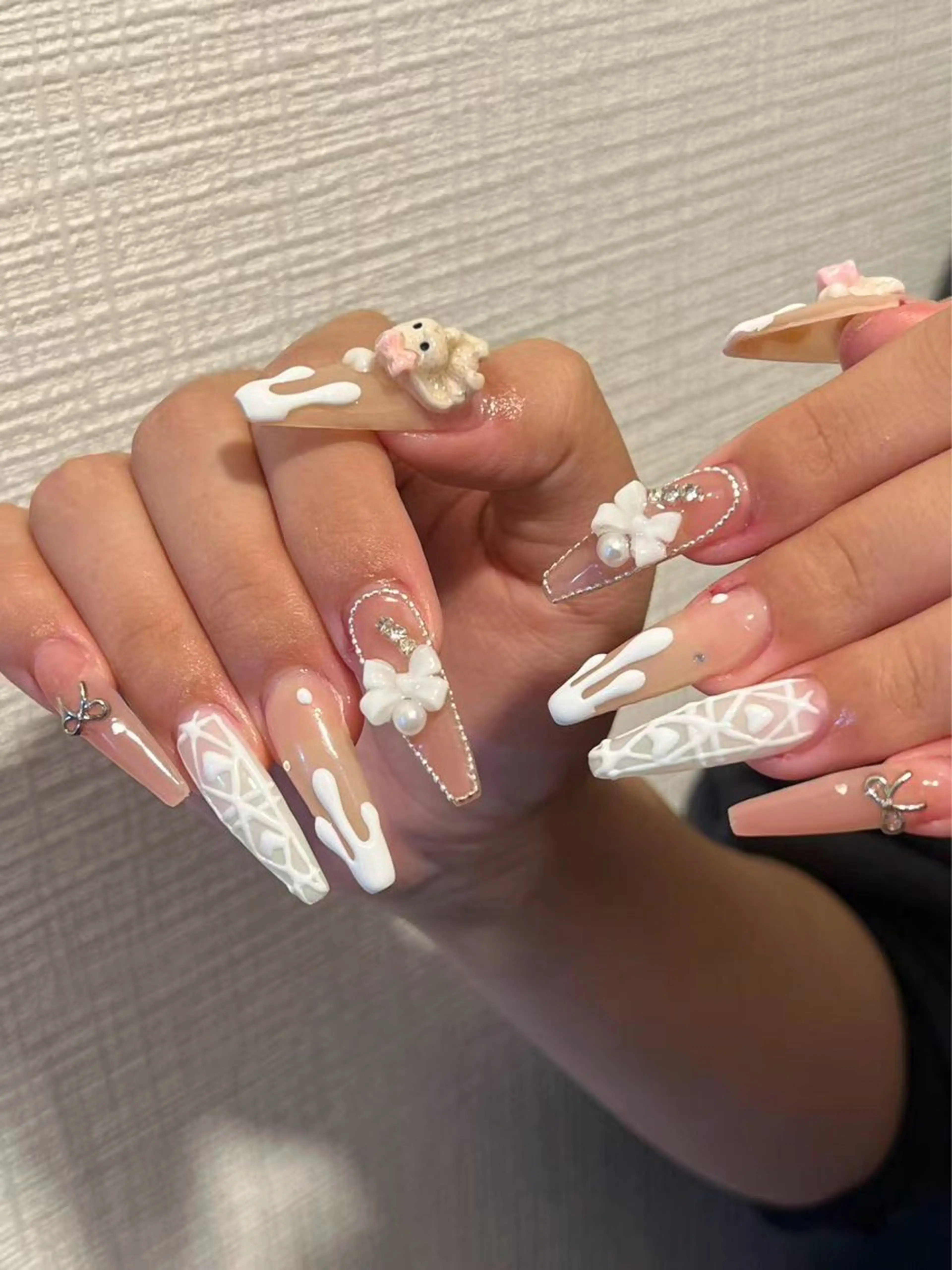 ネイル ハンドネイル Luna Gladeのネイルデザイン